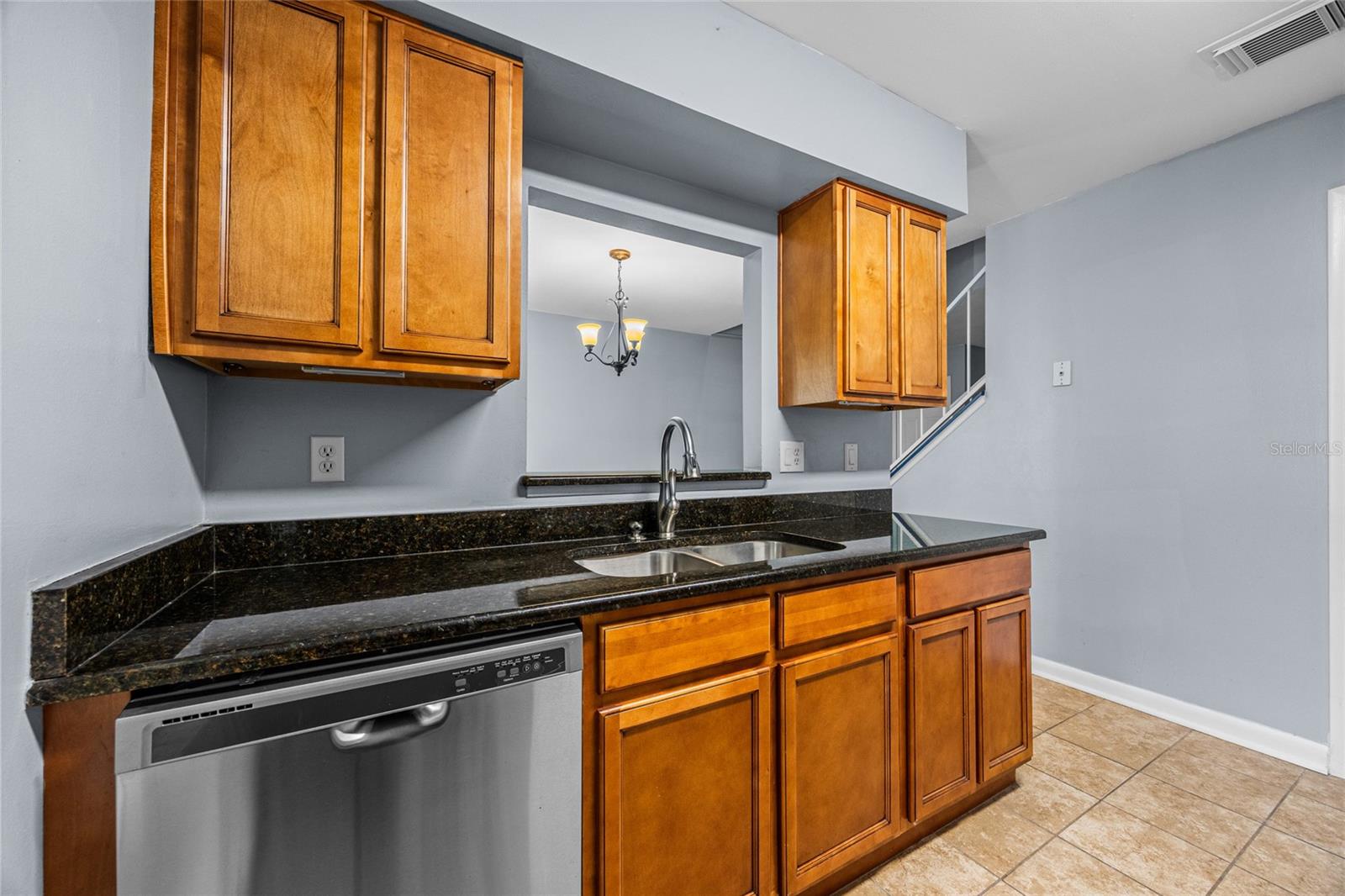 Image 22 of 54 For 2719 Candlewood Court