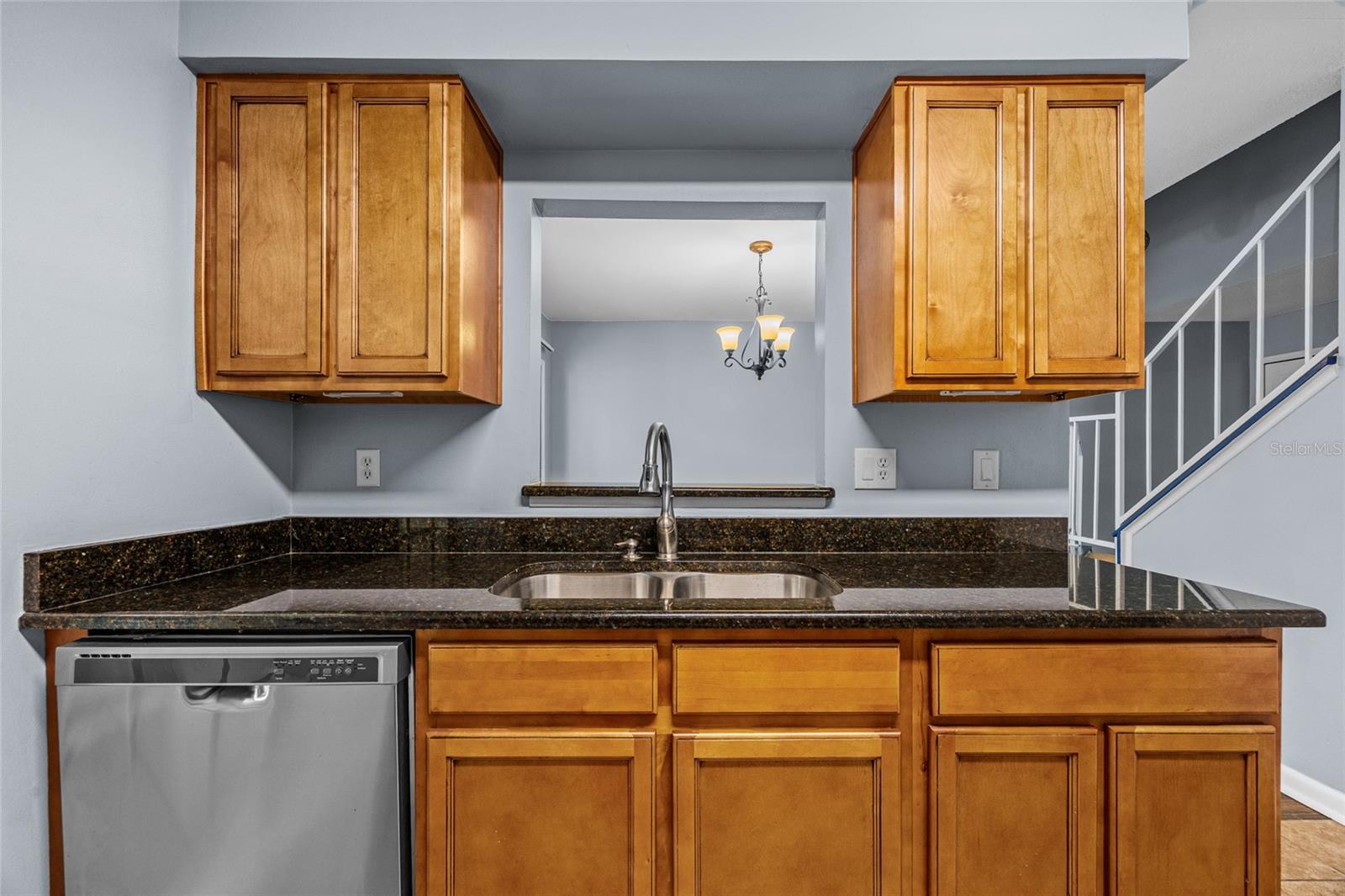 Image 23 of 54 For 2719 Candlewood Court
