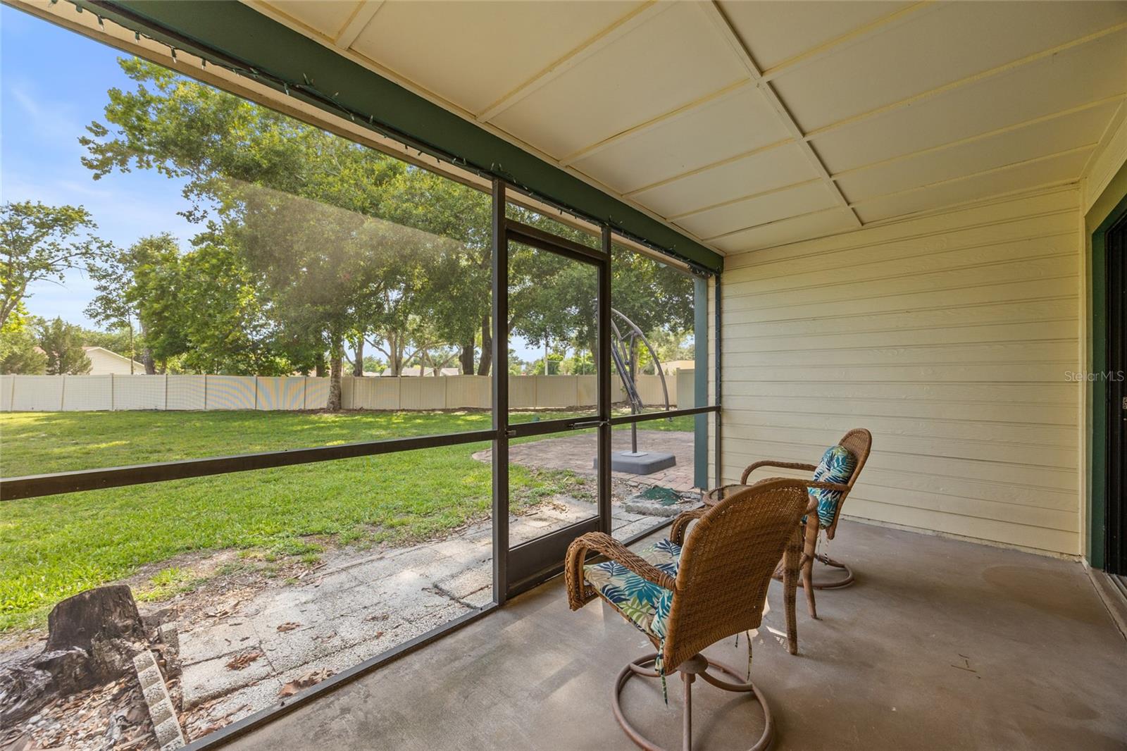 Image 40 of 54 For 2719 Candlewood Court