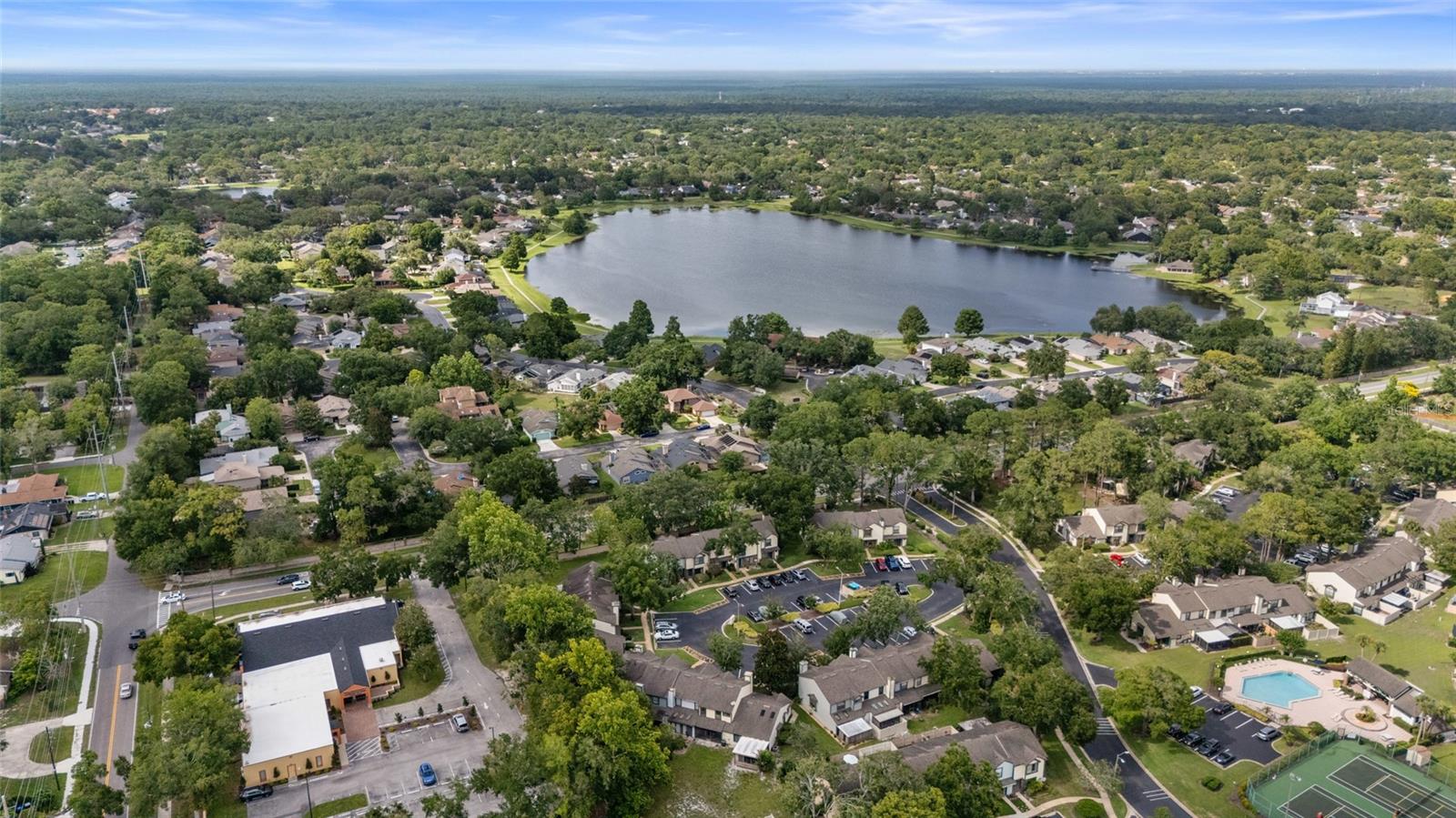Image 44 of 54 For 2719 Candlewood Court