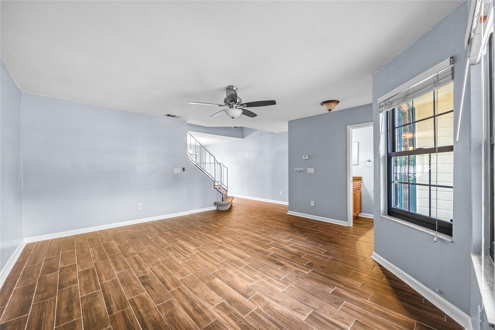 Image 9 of 54 For 2719 Candlewood Court