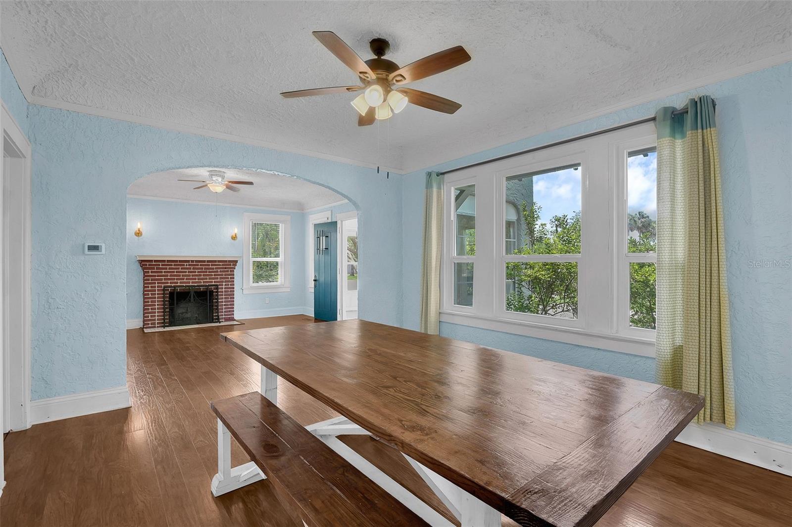 Image 12 of 40 For 623 Center Street