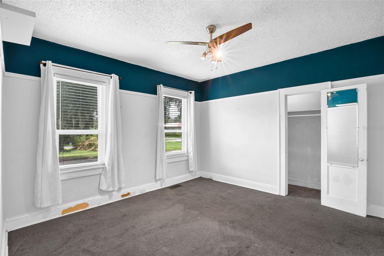Image 14 of 40 For 623 Center Street