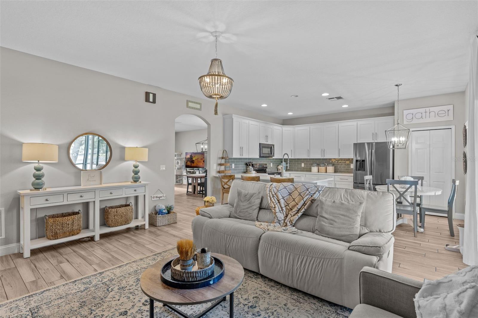 Image 7 of 34 For 9319 Marsh Oaks Court