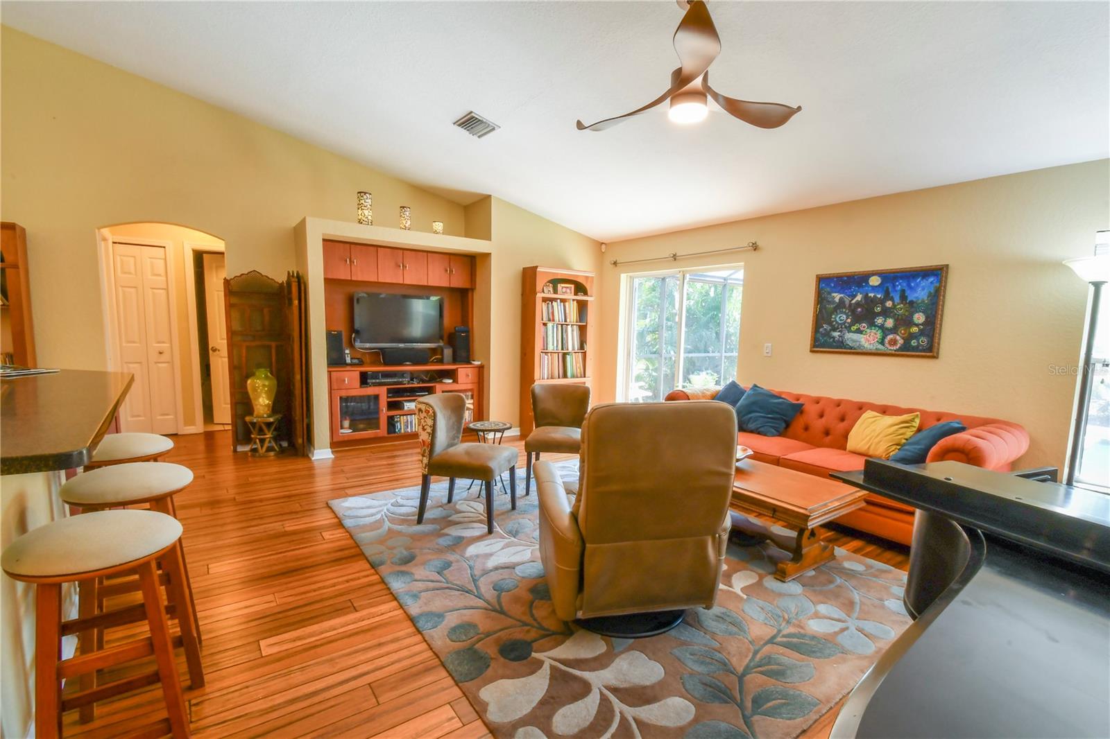 Image 20 of 53 For 5769 Price Boulevard