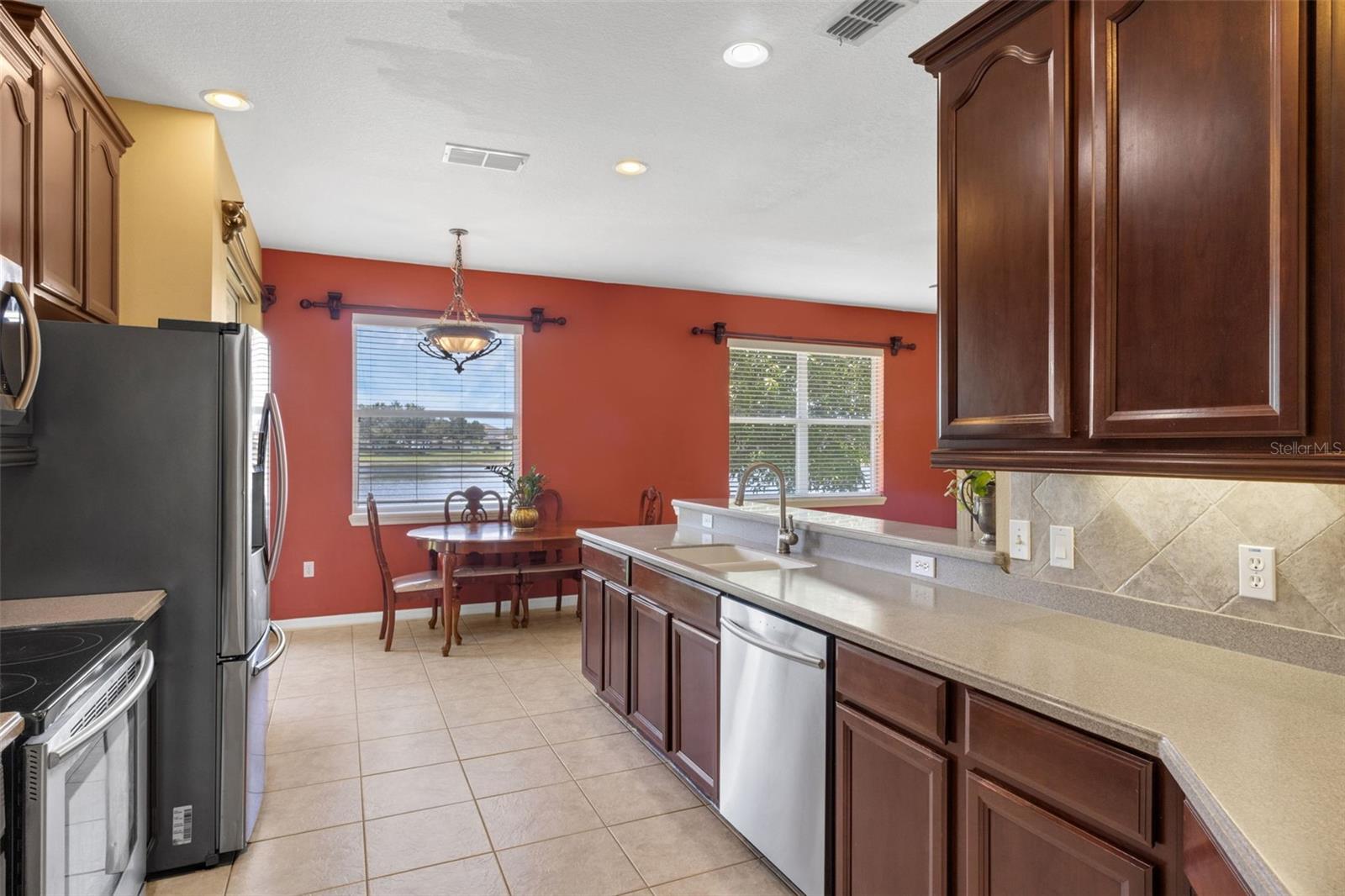 Image 9 of 42 For 3131 Regal Darner Drive