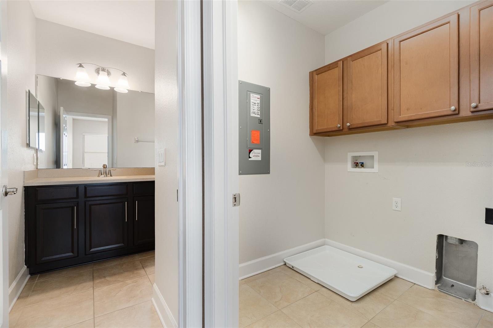 Image 21 of 26 For 11314 Grand Park Avenue