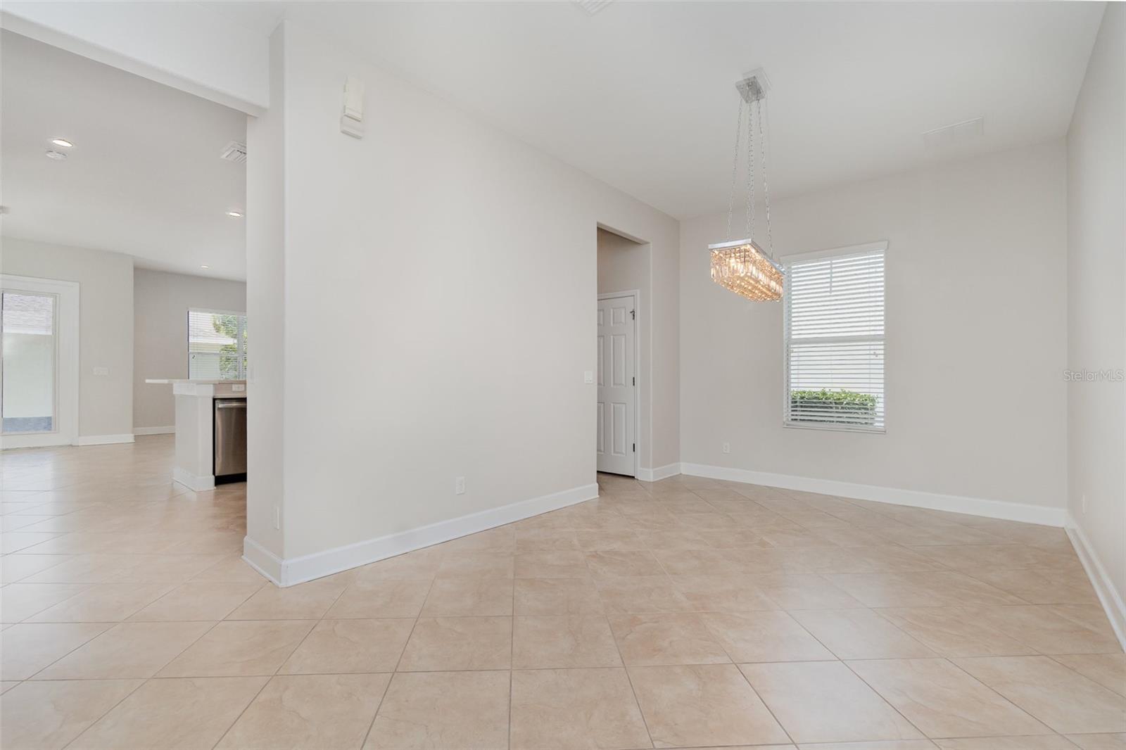 Image 6 of 26 For 11314 Grand Park Avenue