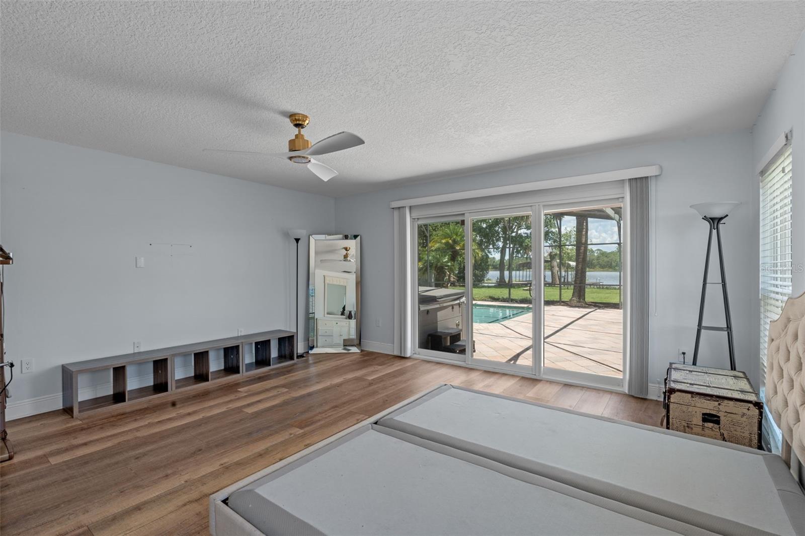 Image 14 of 50 For 6790 Bay Shore Drive