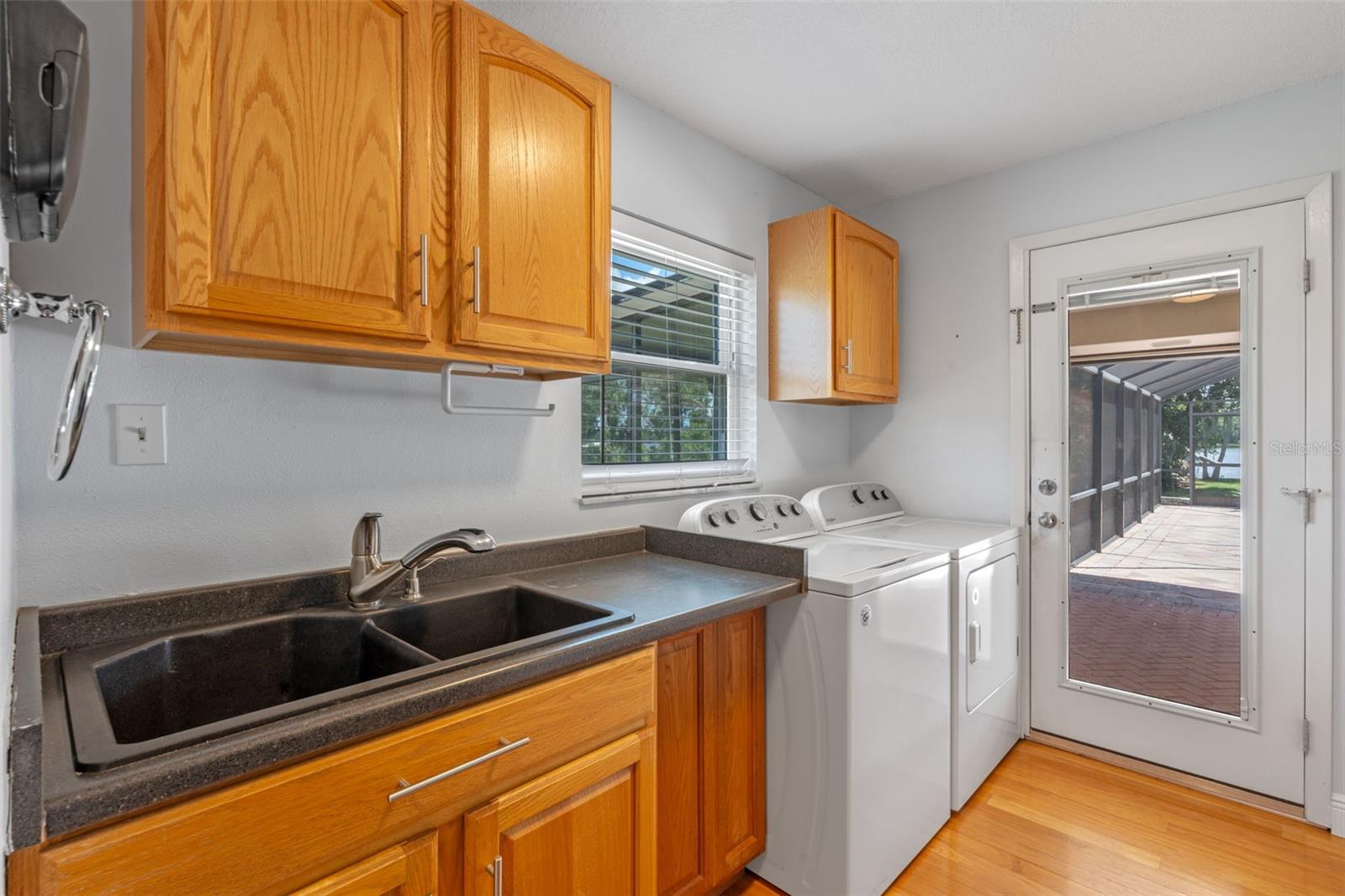Image 20 of 50 For 6790 Bay Shore Drive