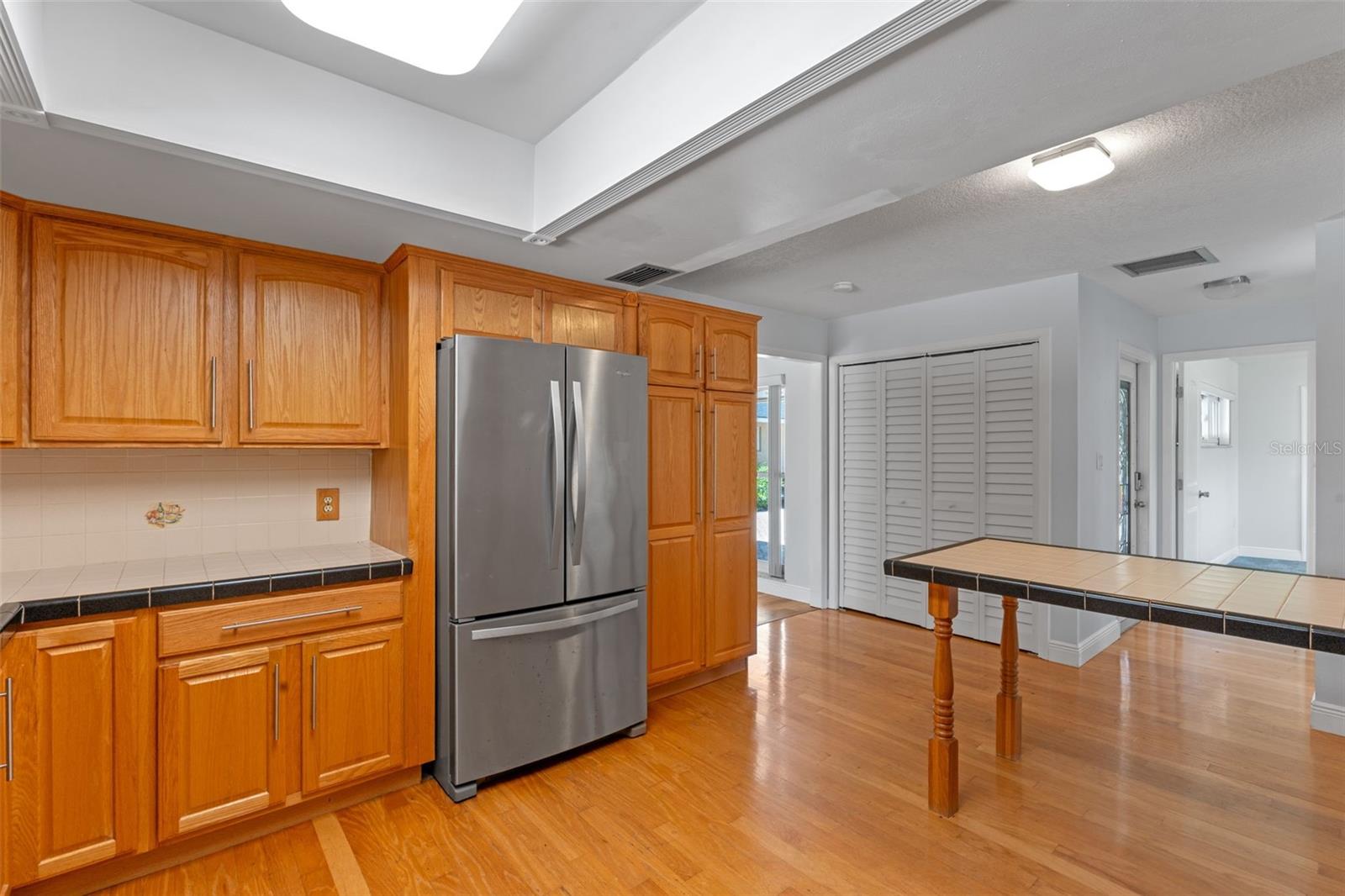 Image 8 of 50 For 6790 Bay Shore Drive