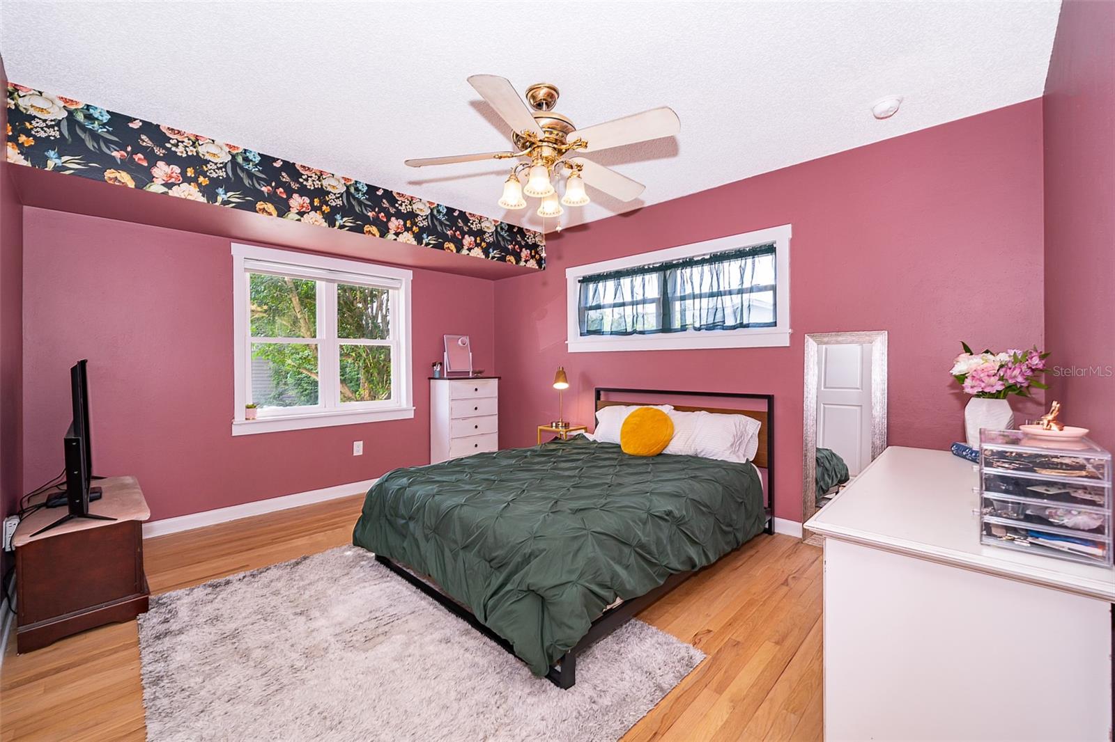 Image 19 of 33 For 1301 Fahnstock Street