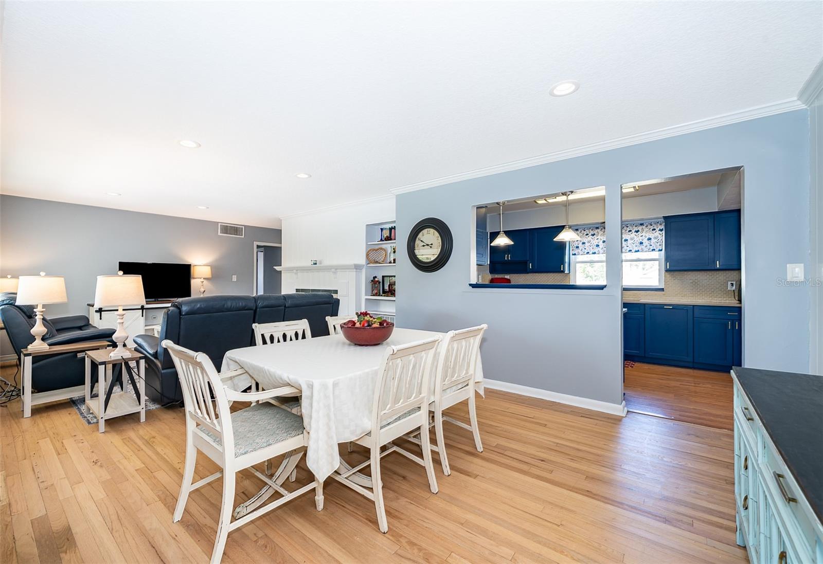 Image 7 of 33 For 1301 Fahnstock Street