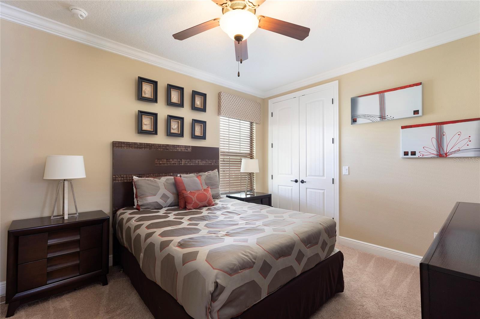 Image 18 of 27 For 1156 Castle Pines Court