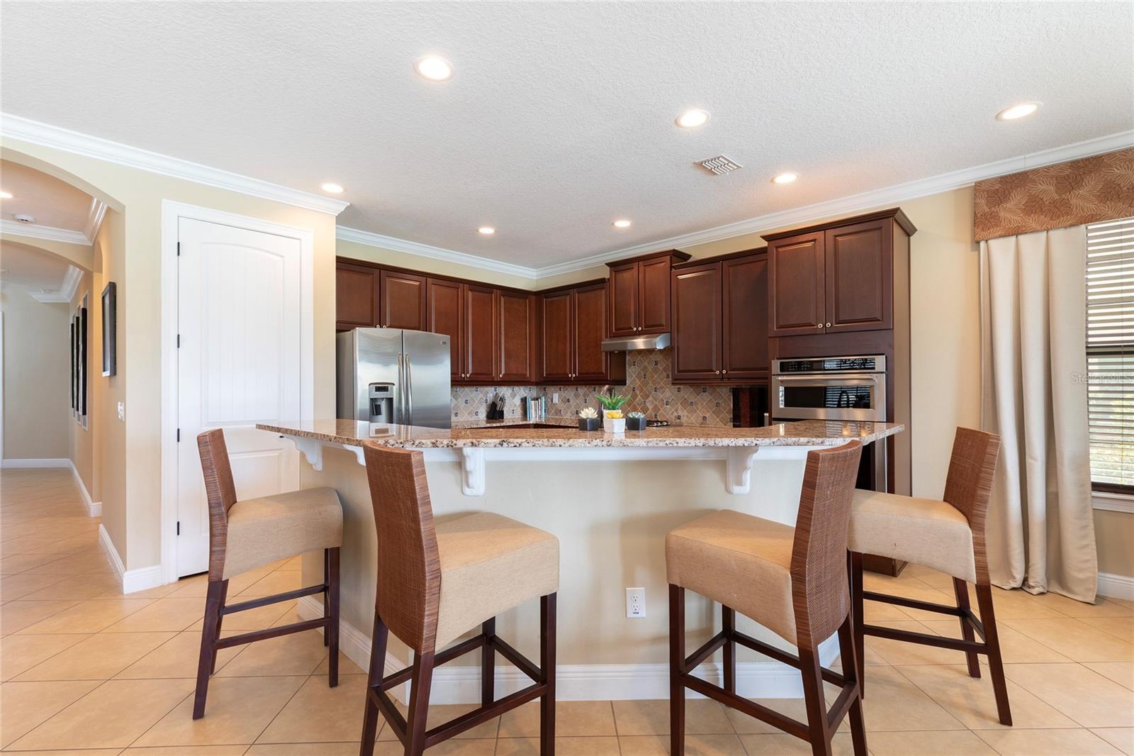 Image 5 of 27 For 1156 Castle Pines Court