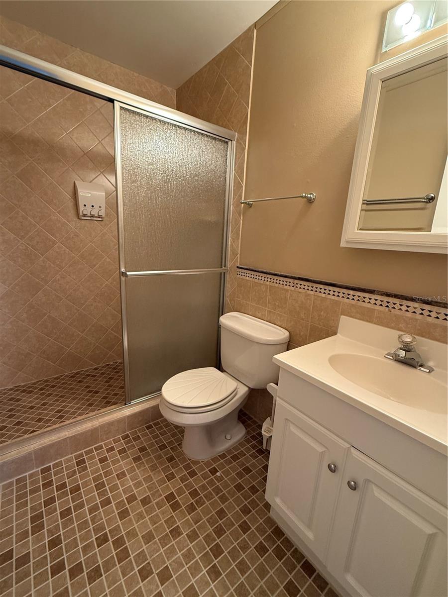 Image 12 of 35 For 5564 Slash Pine Court 4