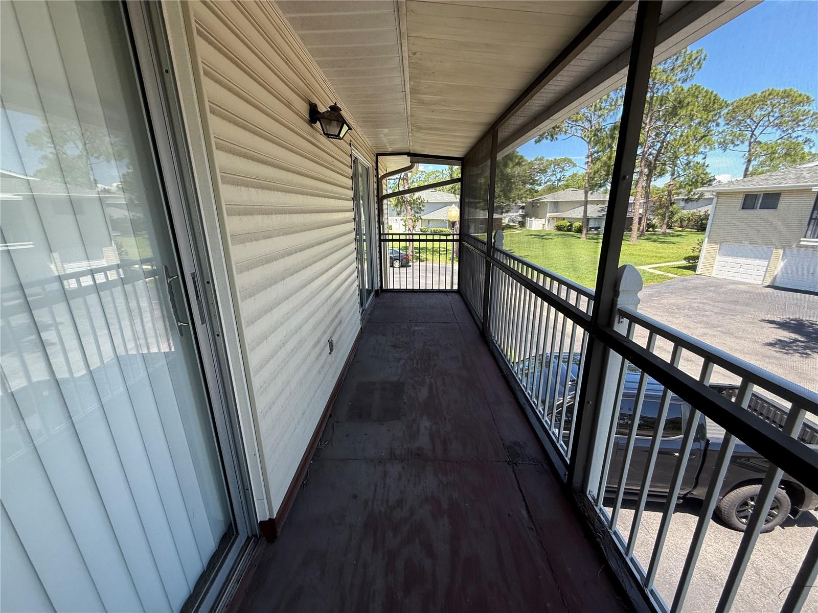 Image 17 of 35 For 5564 Slash Pine Court 4