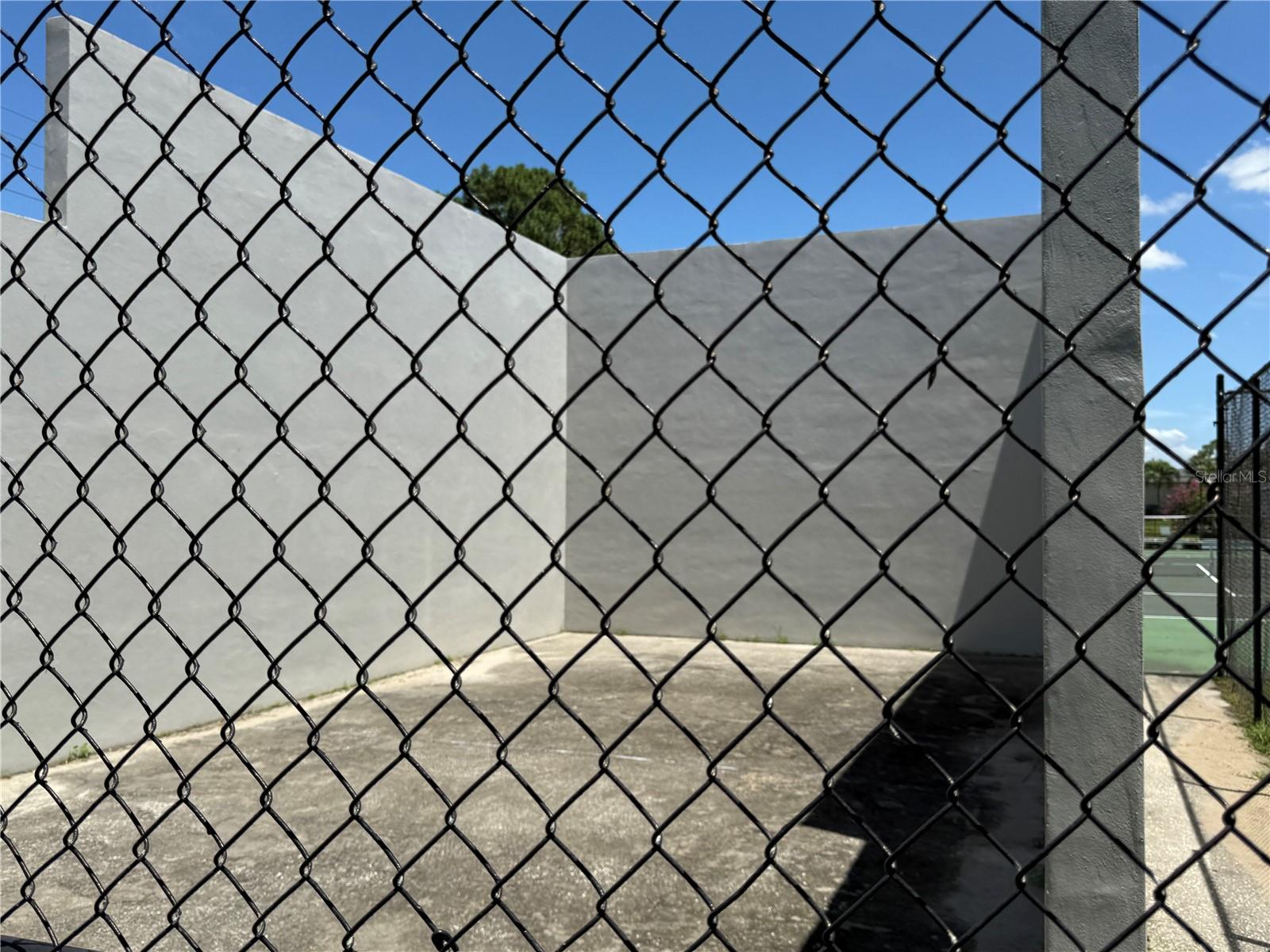 Image 22 of 35 For 5564 Slash Pine Court 4