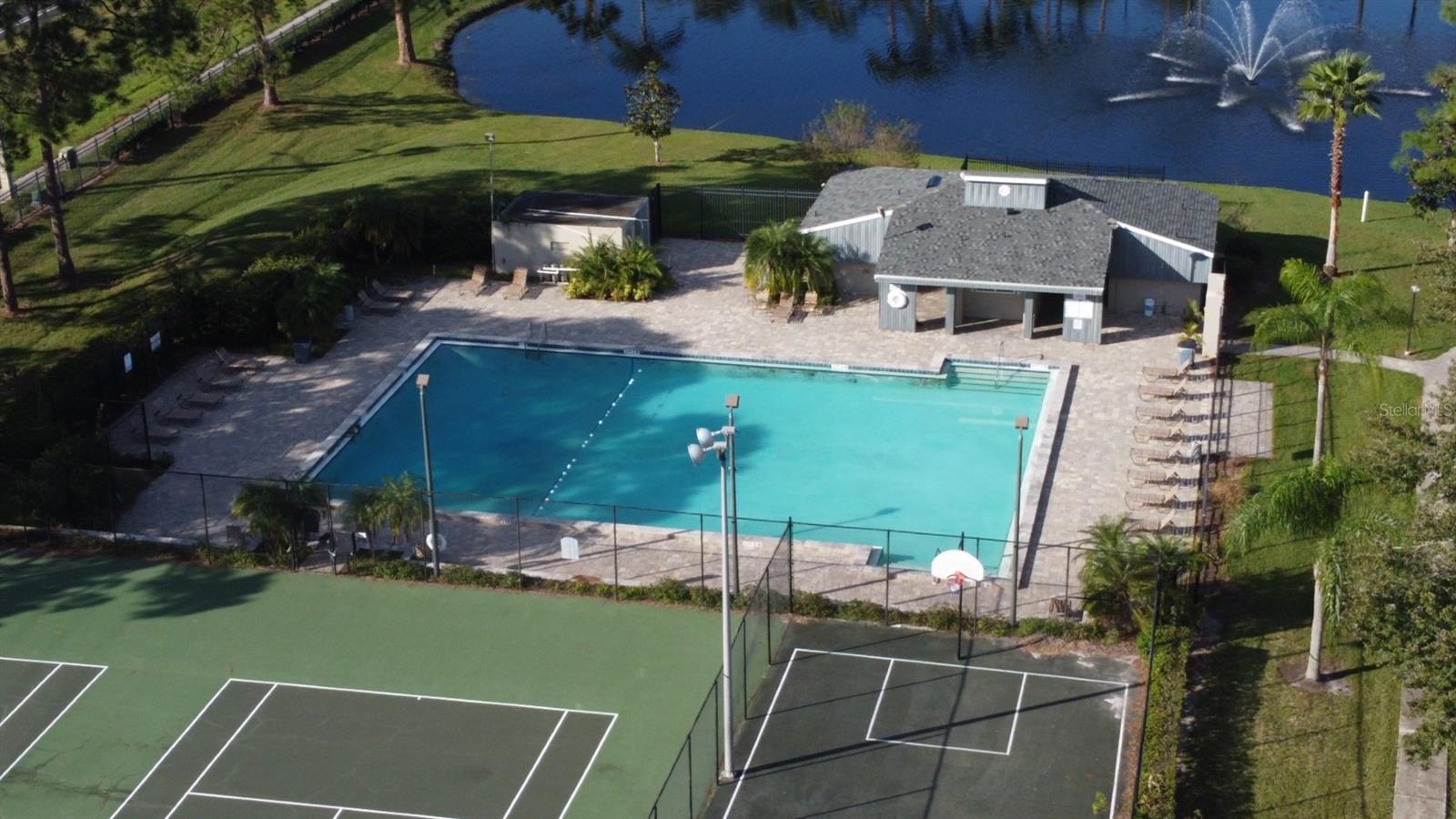 Image 32 of 35 For 5564 Slash Pine Court 4