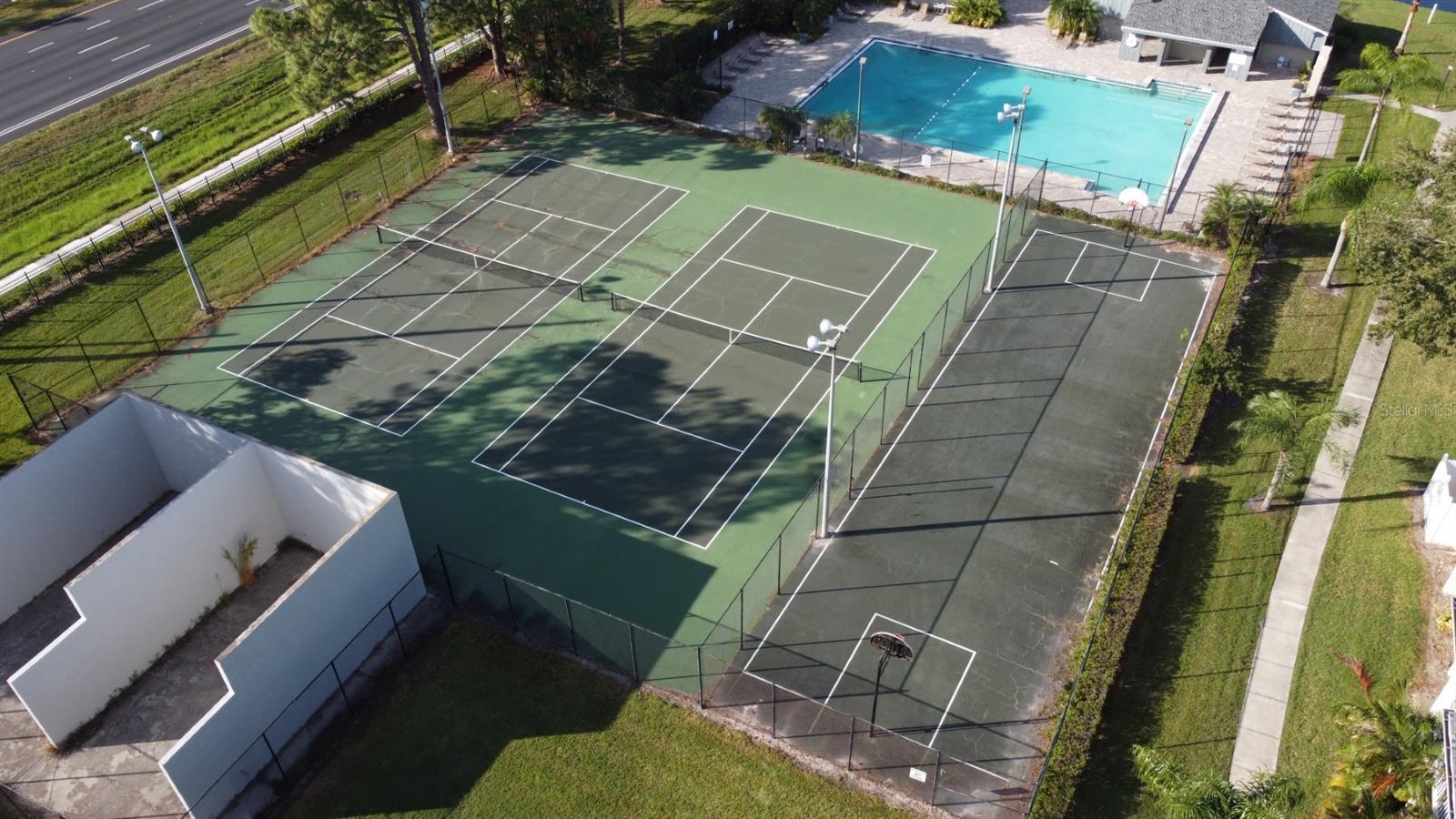 Image 33 of 35 For 5564 Slash Pine Court 4