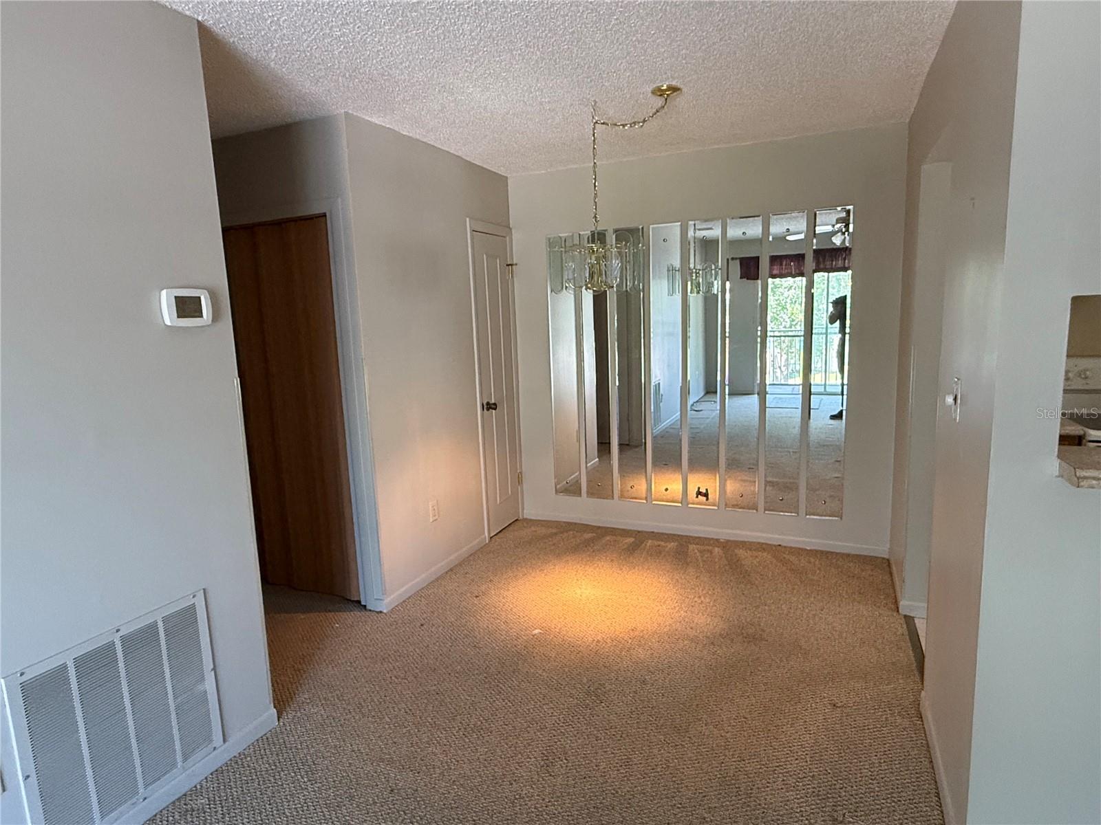 Image 6 of 35 For 5564 Slash Pine Court 4