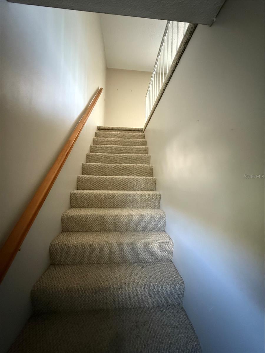 Image 7 of 35 For 5564 Slash Pine Court 4