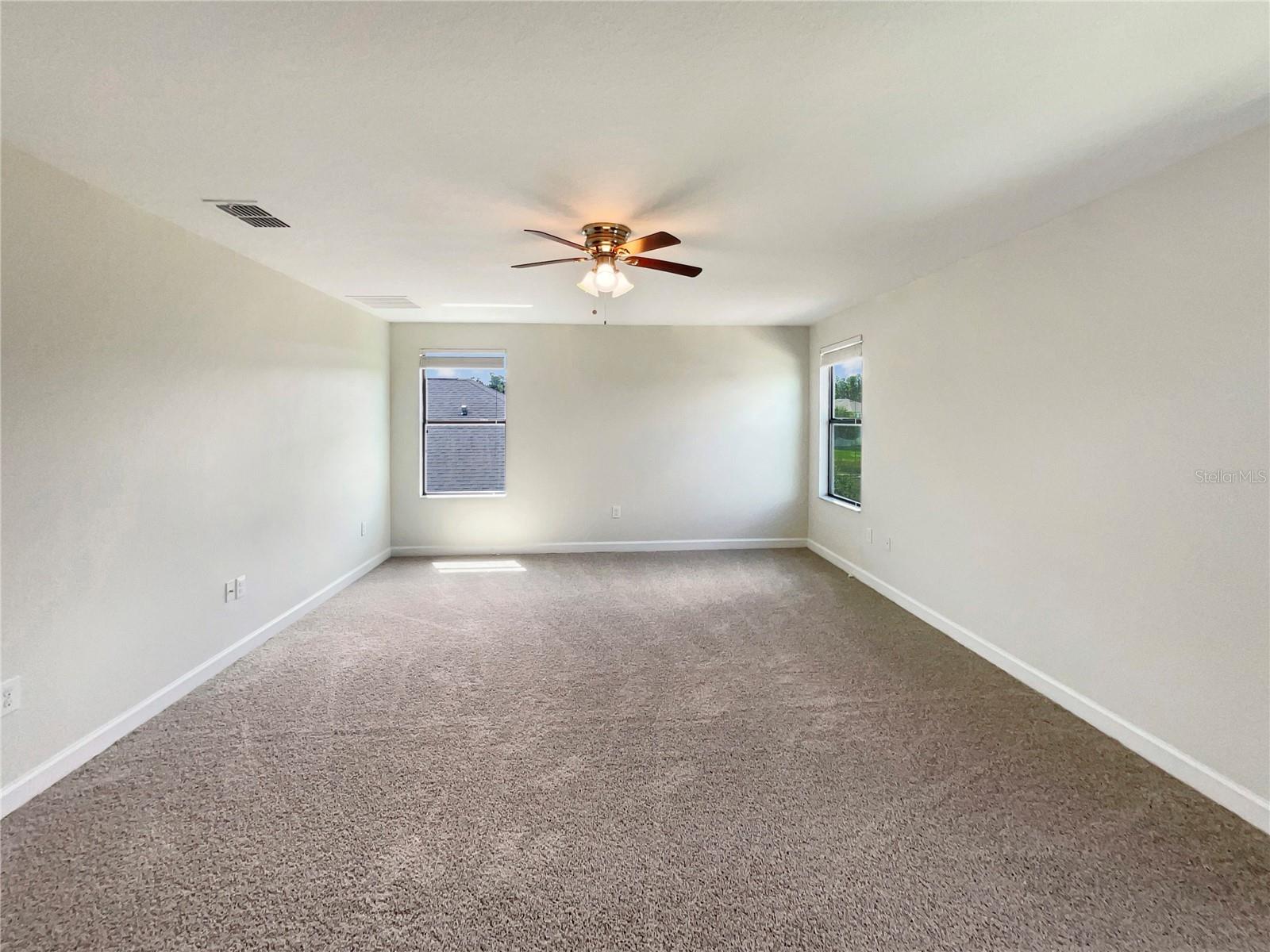 Image 21 of 28 For 19491 Paddock View Drive