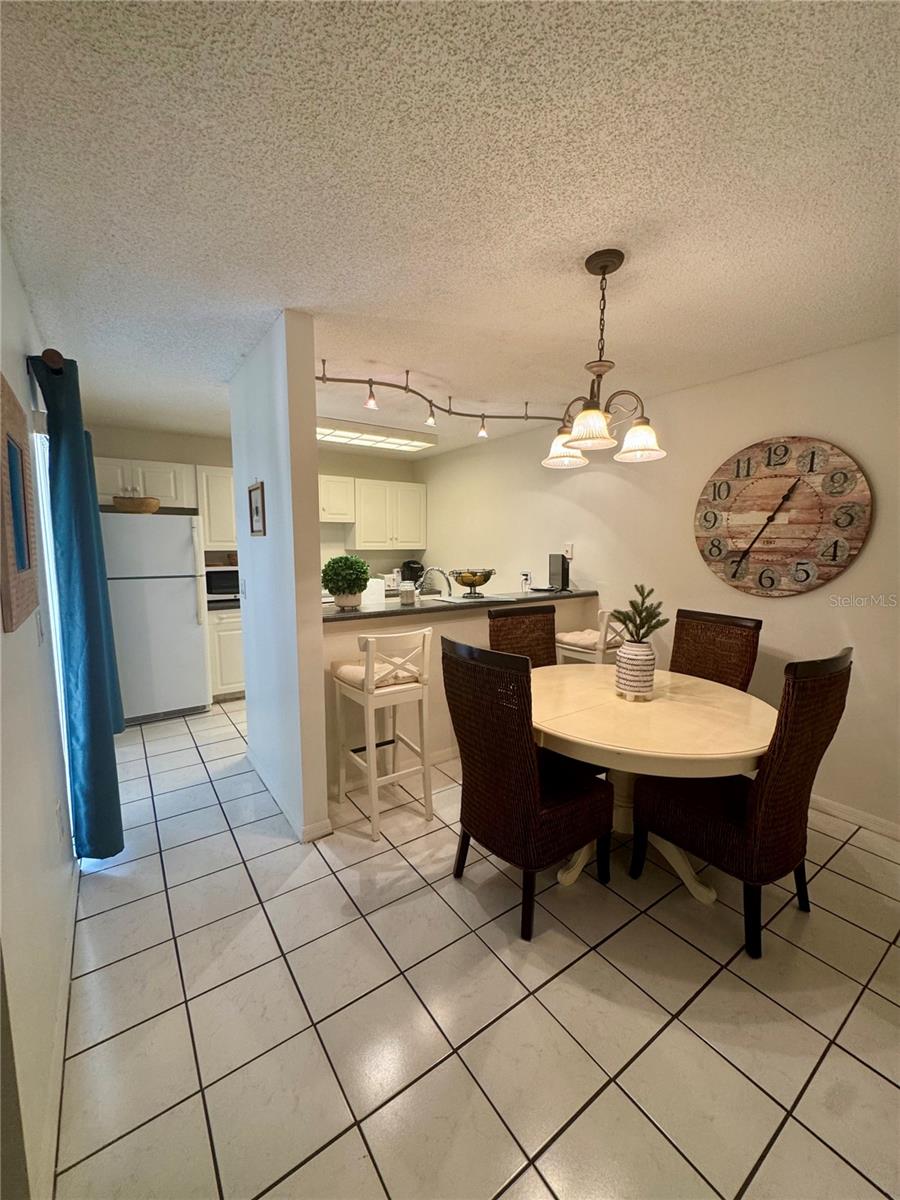 Image 3 of 11 For 5263 Brook Court 247