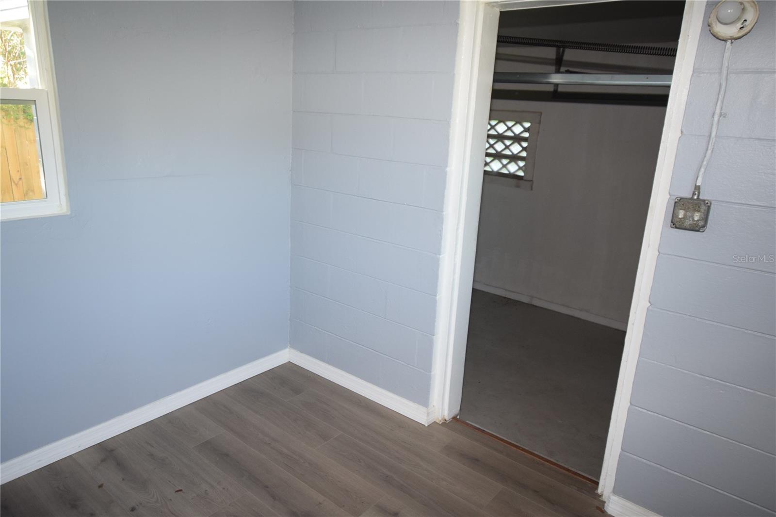 Image 13 of 31 For 1416 34th Street
