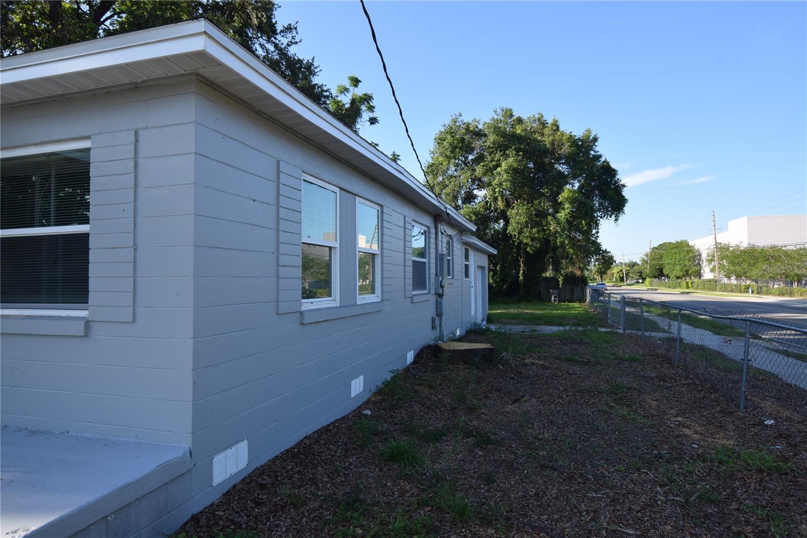 Image 2 of 31 For 1416 34th Street
