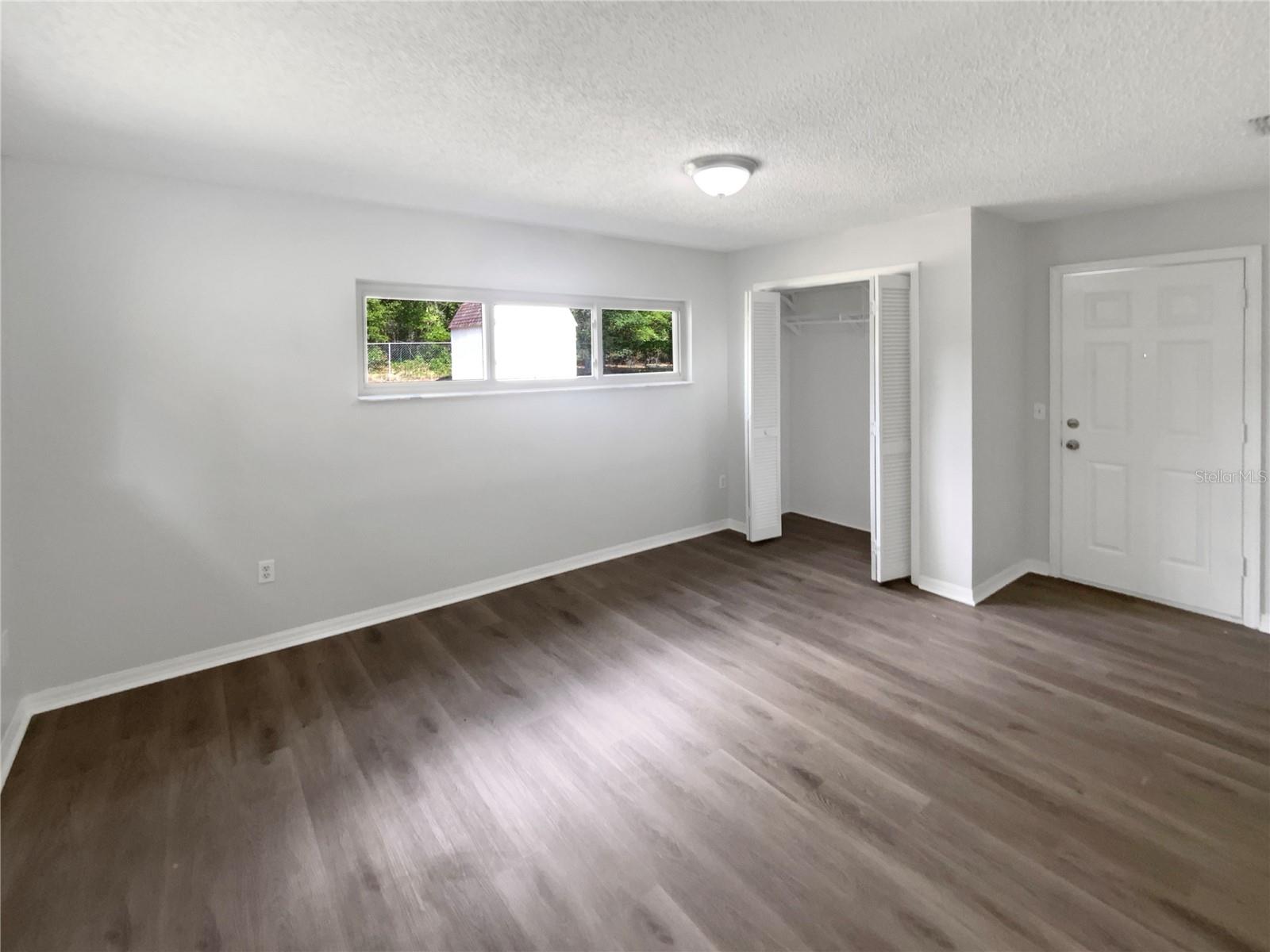 Image 21 of 28 For 11264 Schult Terrace