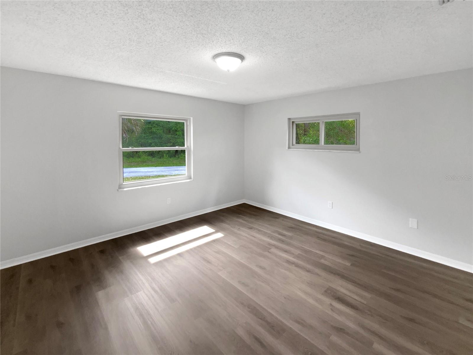 Image 22 of 28 For 11264 Schult Terrace