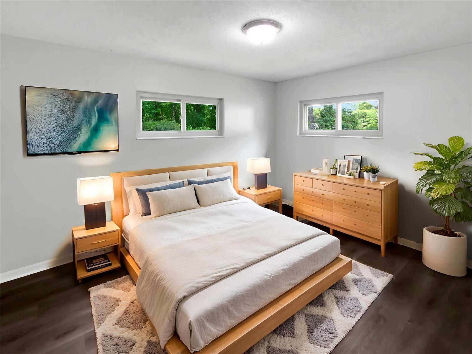 Image 4 of 28 For 11264 Schult Terrace