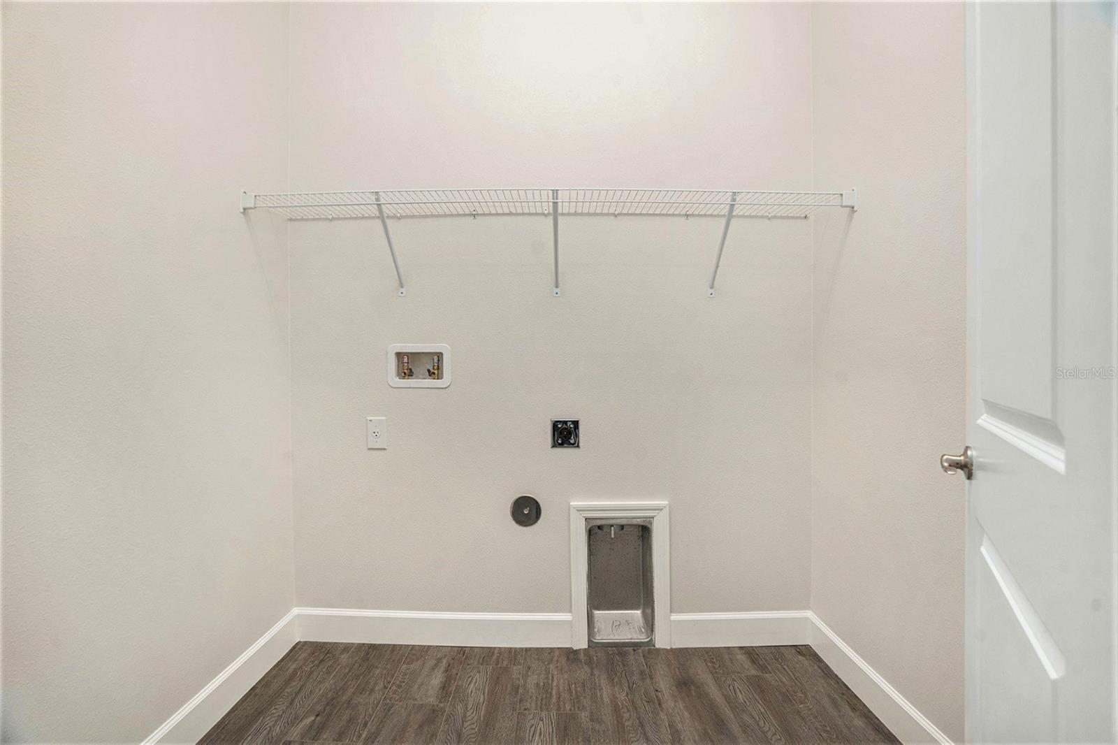 Image 13 of 15 For 9955 Patrician Drive
