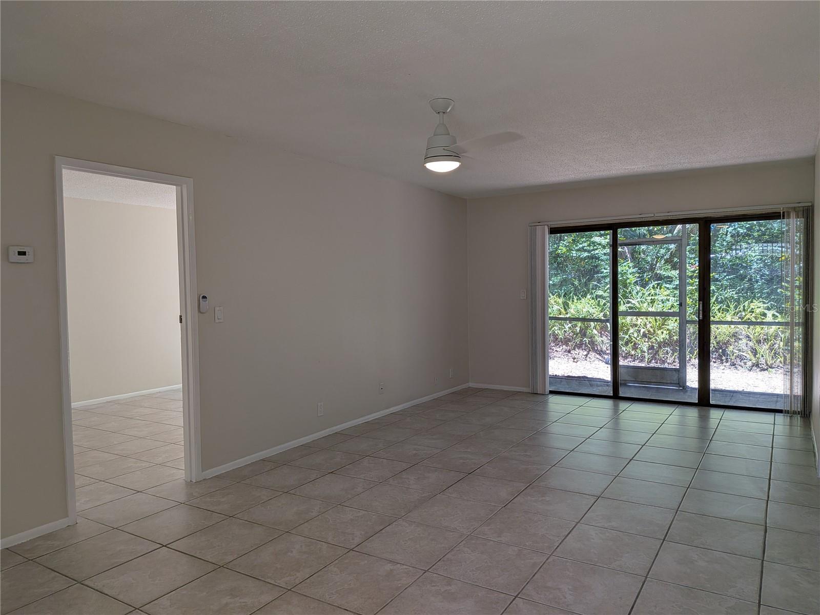 Image 6 of 27 For 10 Sheoah Boulevard 7