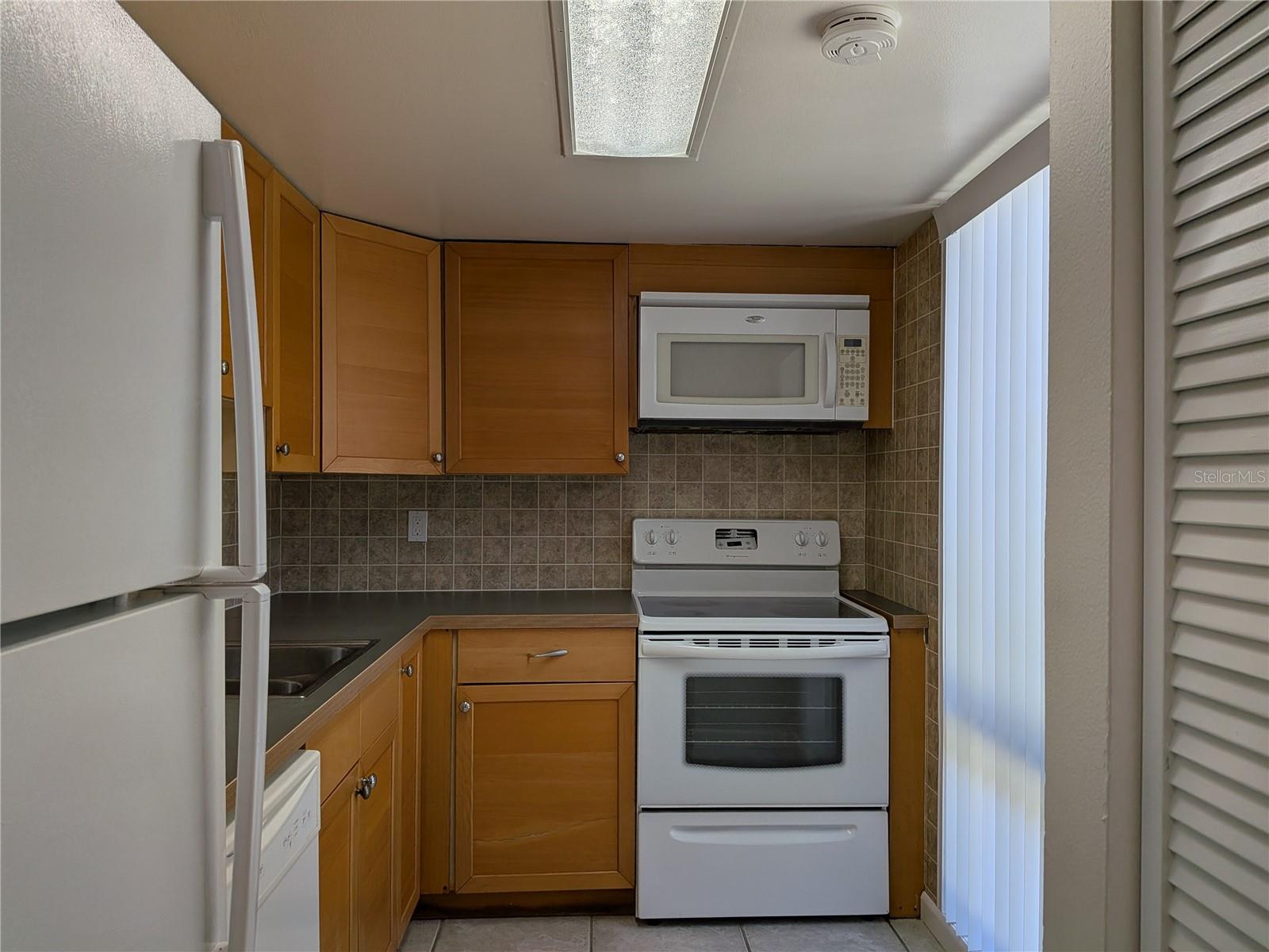 Image 7 of 27 For 10 Sheoah Boulevard 7
