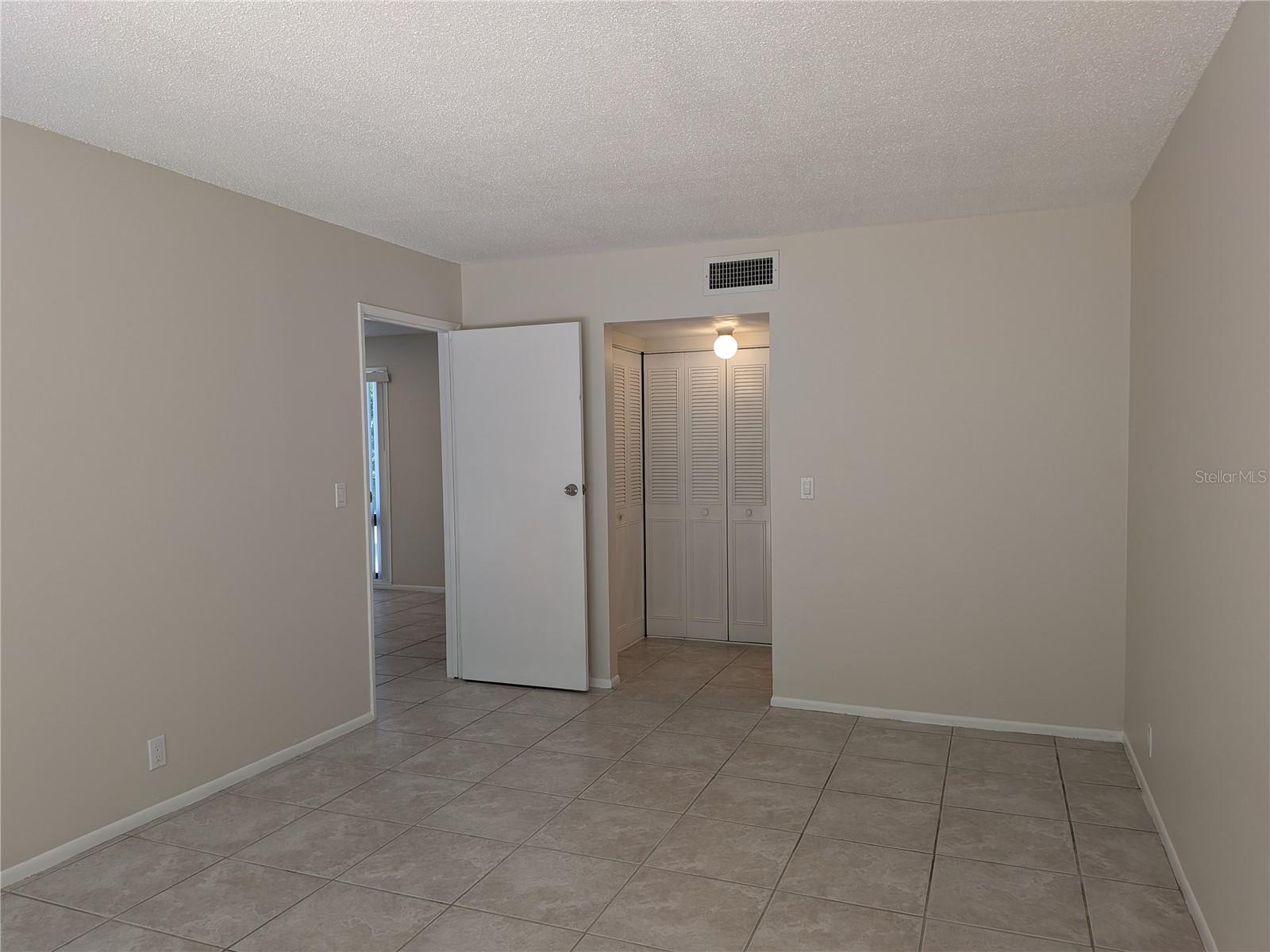 Image 9 of 27 For 10 Sheoah Boulevard 7