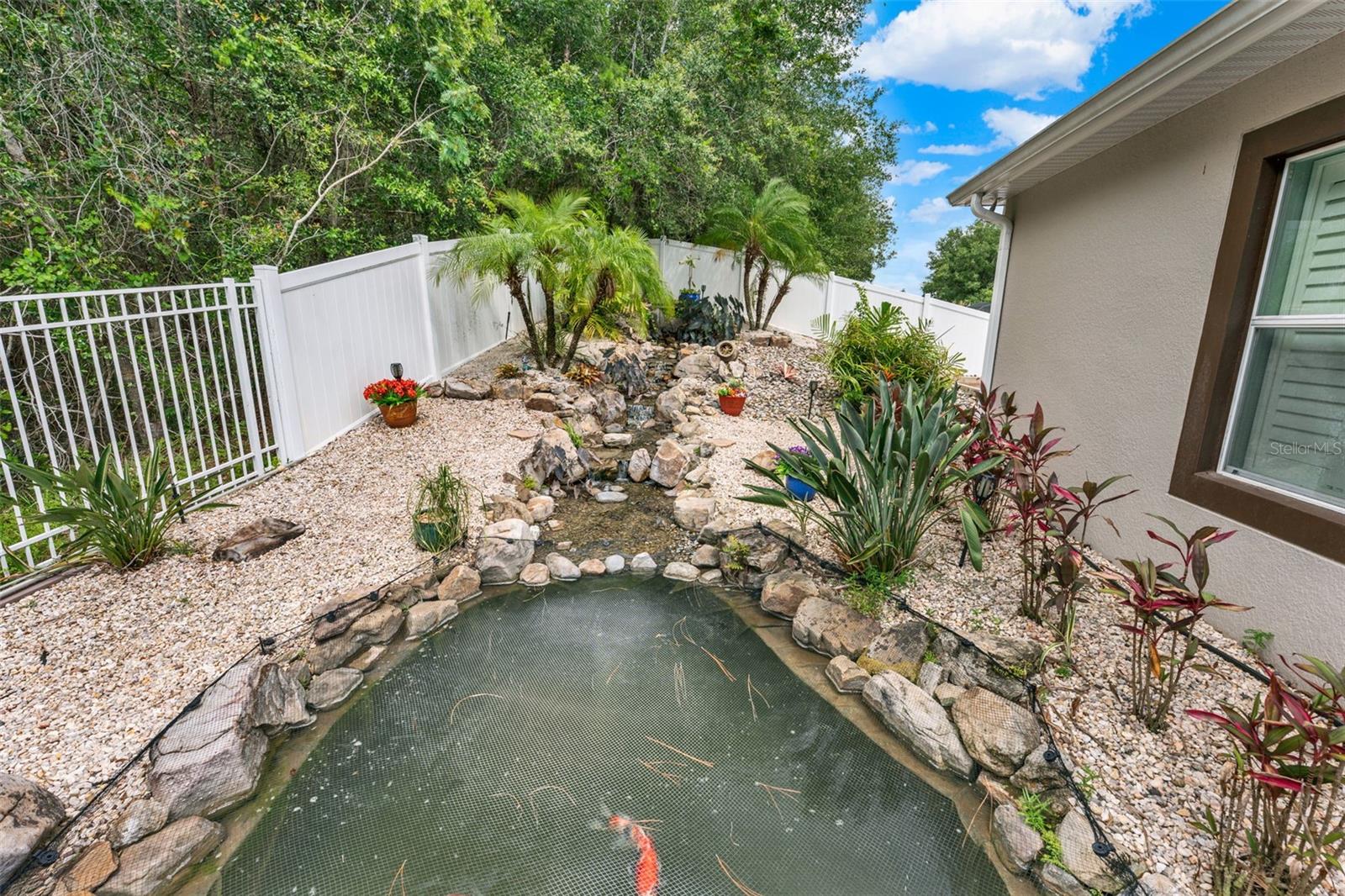 Image 29 of 36 For 1692 Blue Grass Boulevard