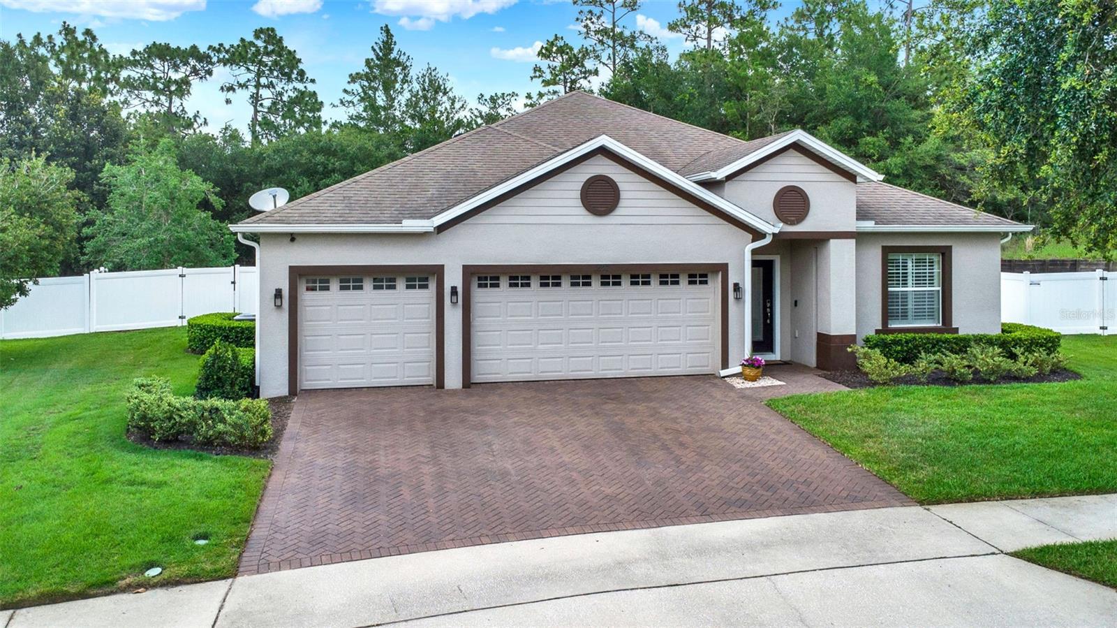Image 36 of 36 For 1692 Blue Grass Boulevard