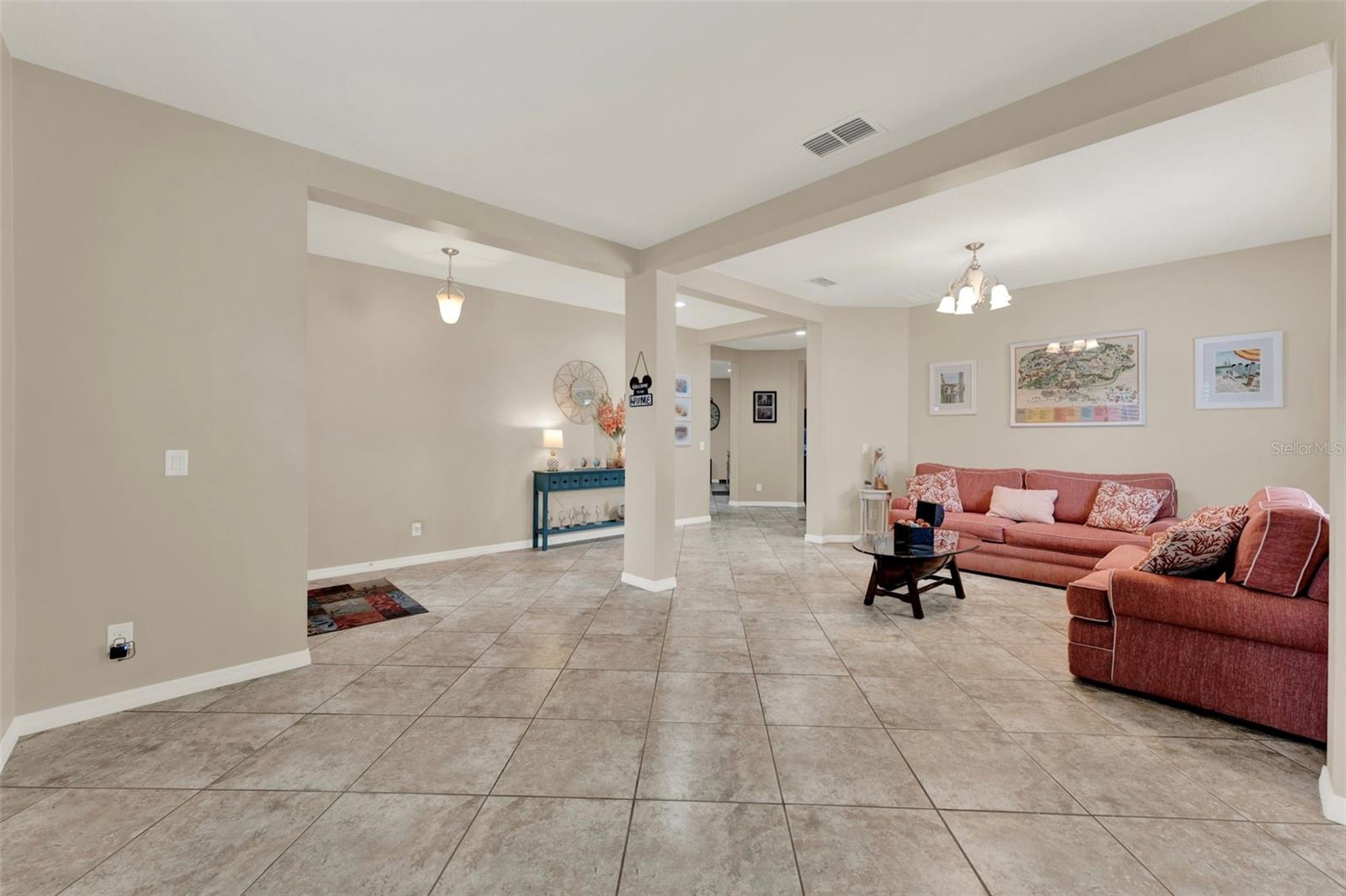 Image 4 of 36 For 1692 Blue Grass Boulevard