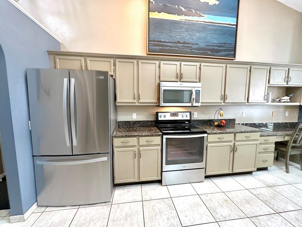 Image 33 of 51 For 3708 Beaver Ridge Drive