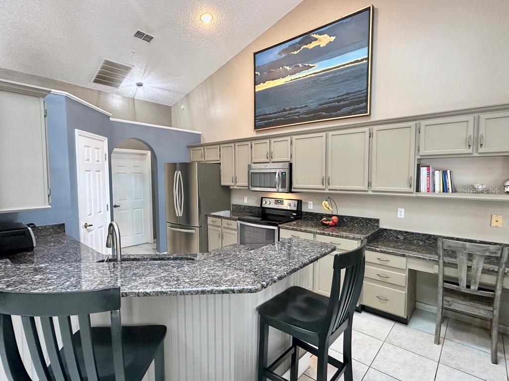 Image 4 of 51 For 3708 Beaver Ridge Drive