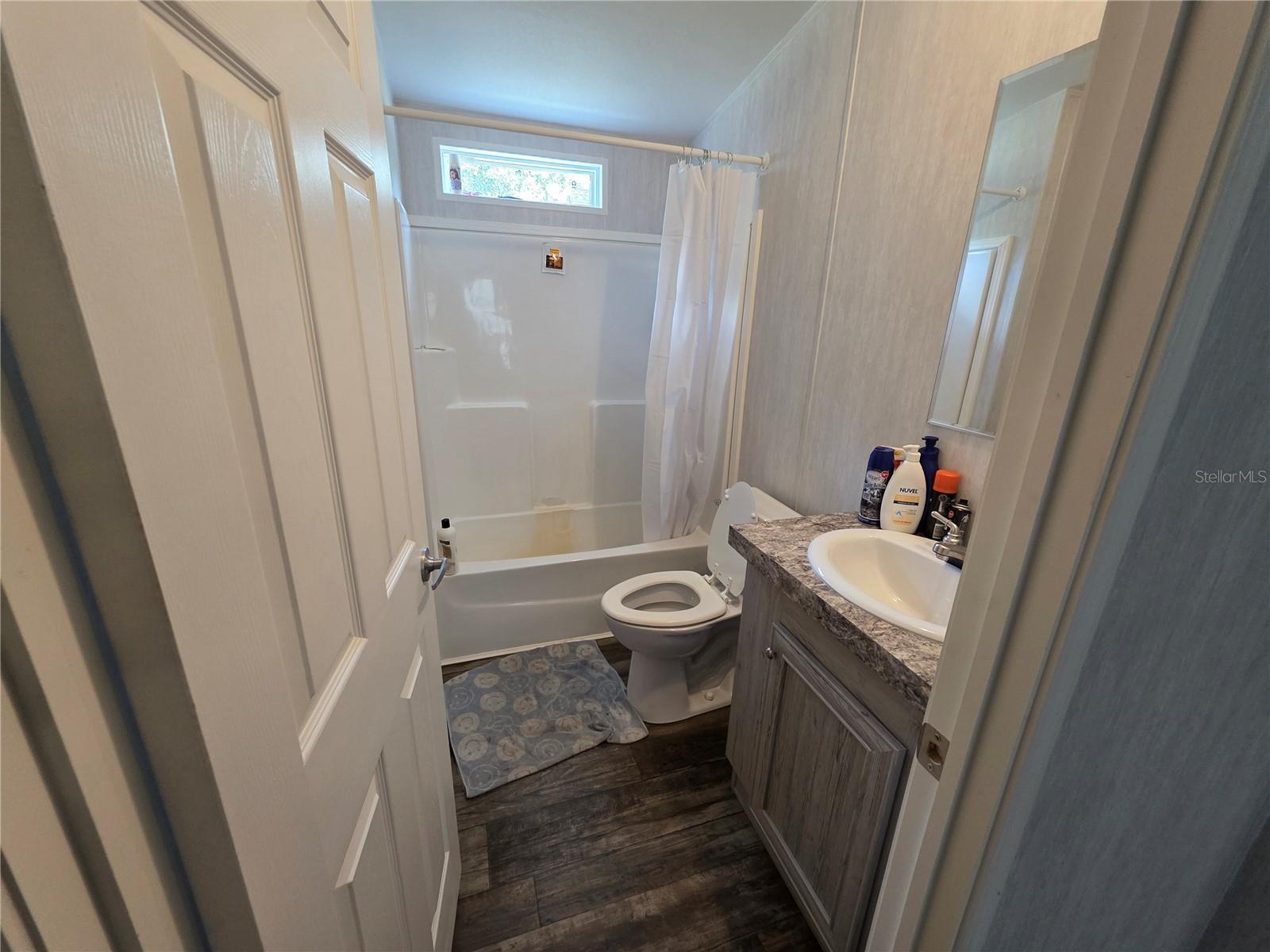 Image 22 of 27 For 691 Depot Street