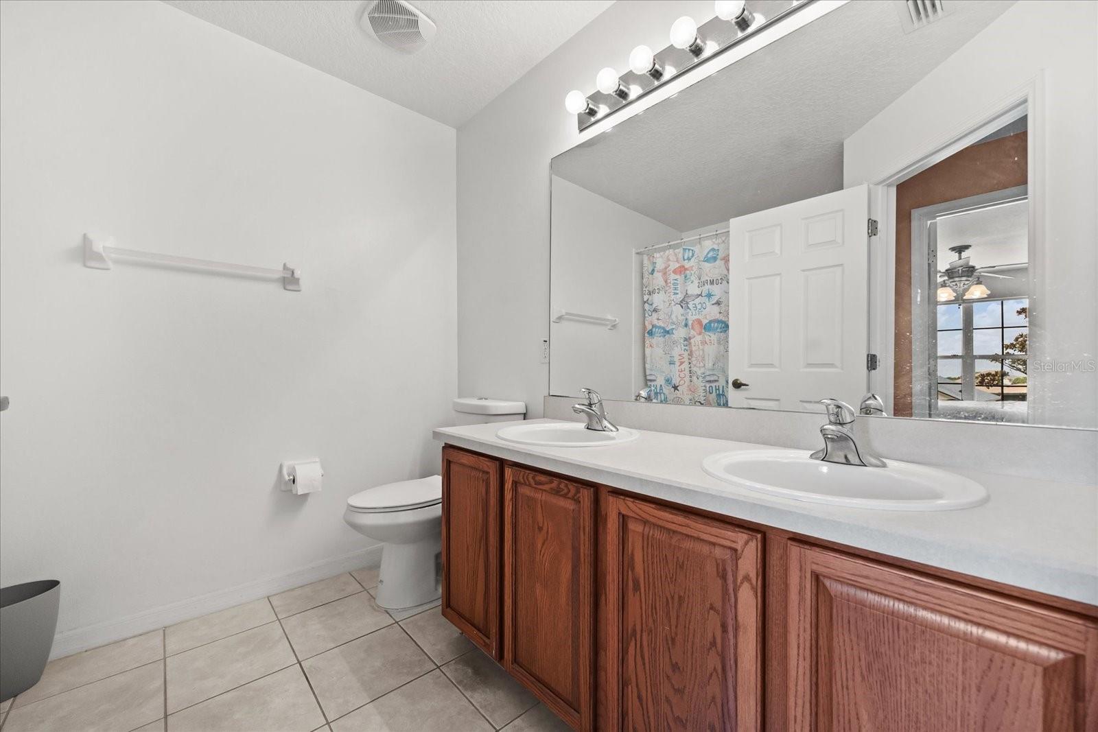 Image 21 of 35 For 2512 Chapala Drive