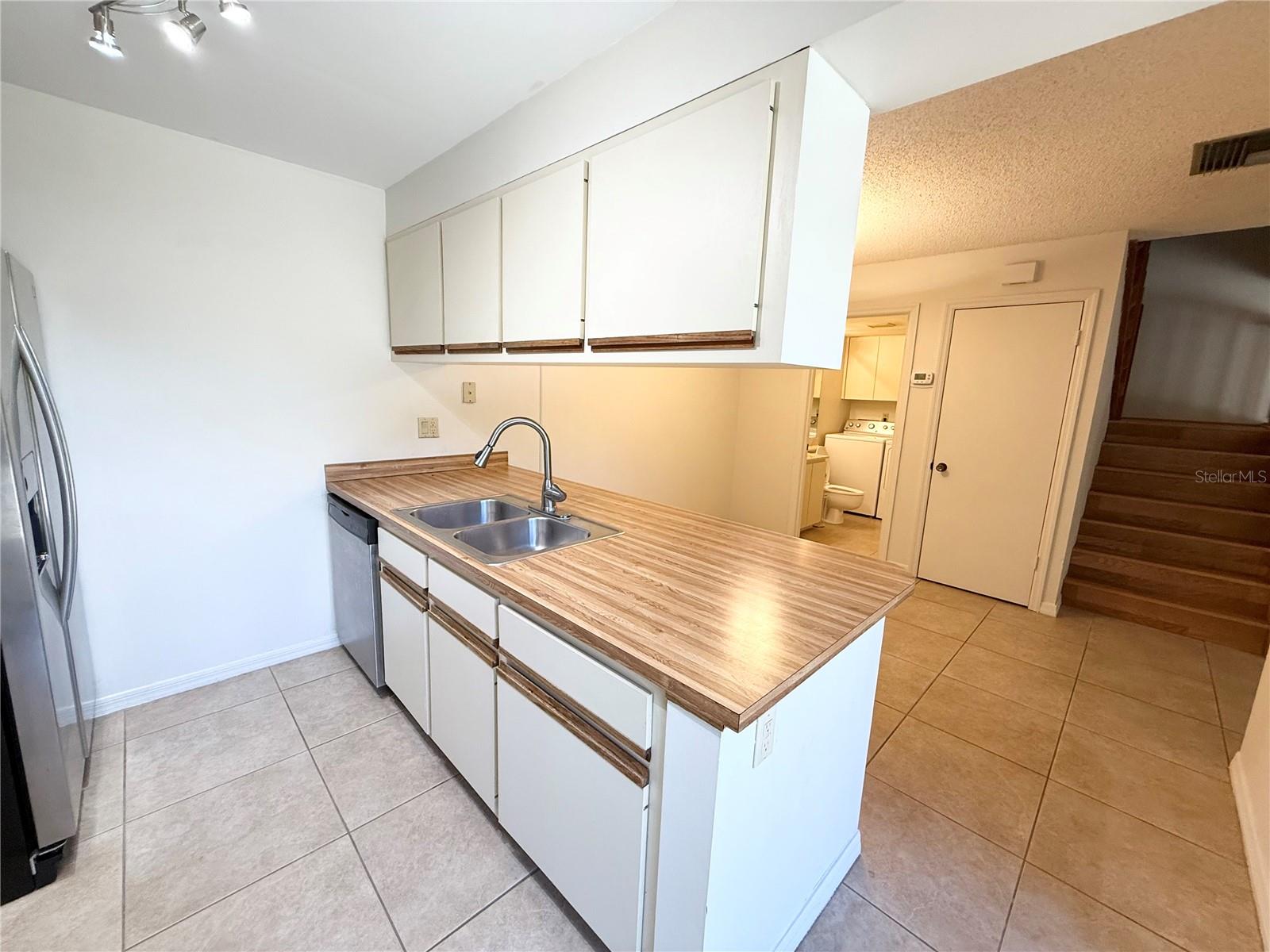 Image 7 of 24 For 5282 Cypress Court 436