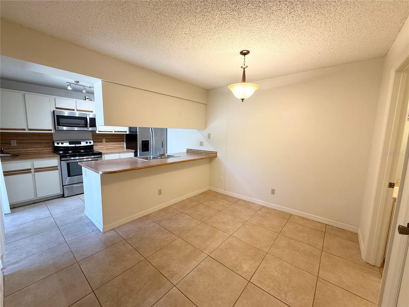 Image 9 of 24 For 5282 Cypress Court 436