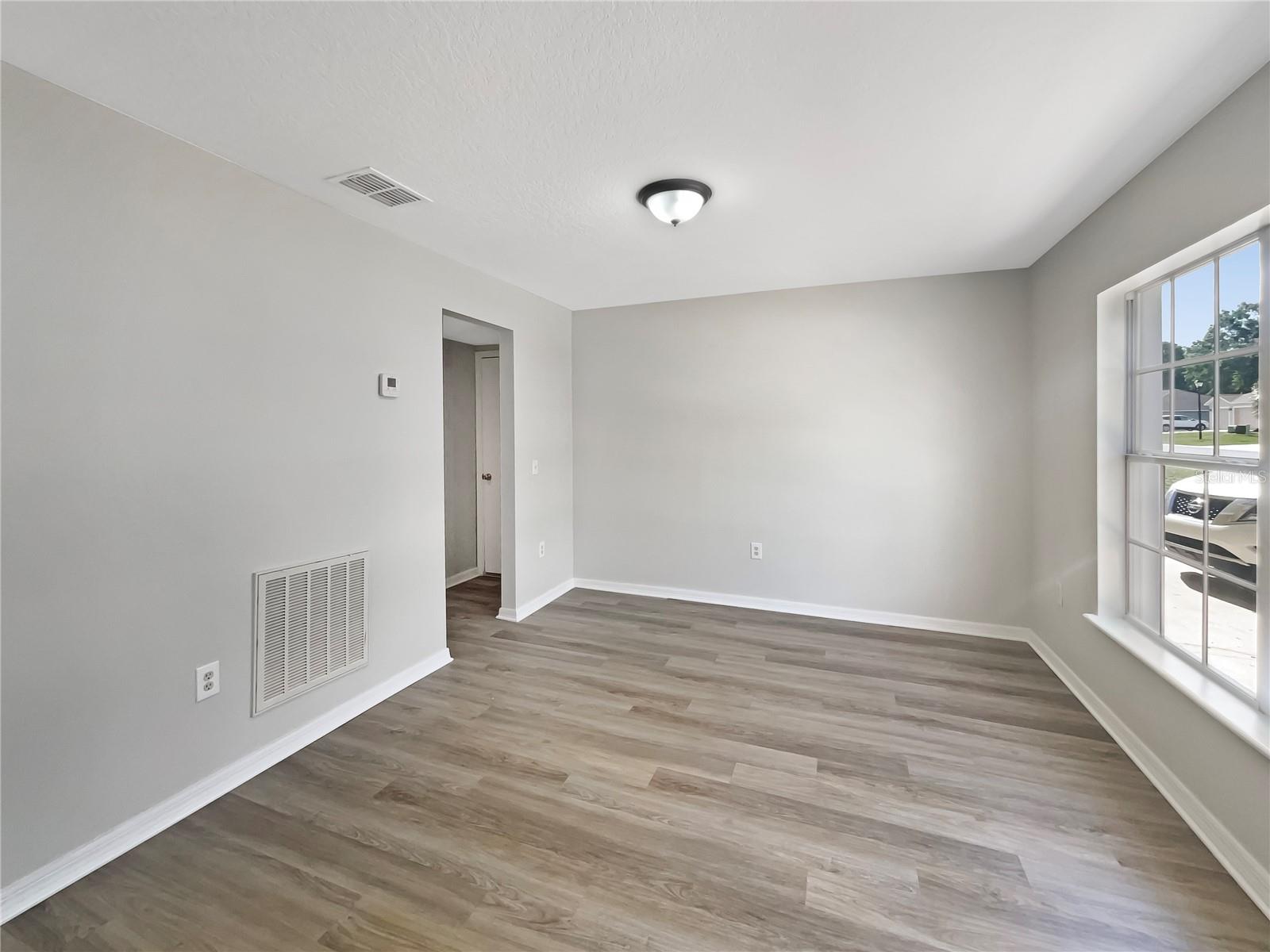 Image 13 of 28 For 4209 33rd Street
