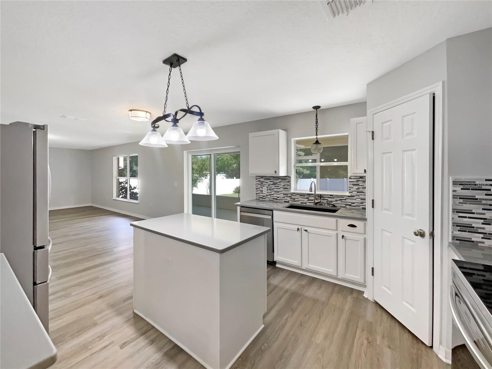 Image 18 of 28 For 4209 33rd Street