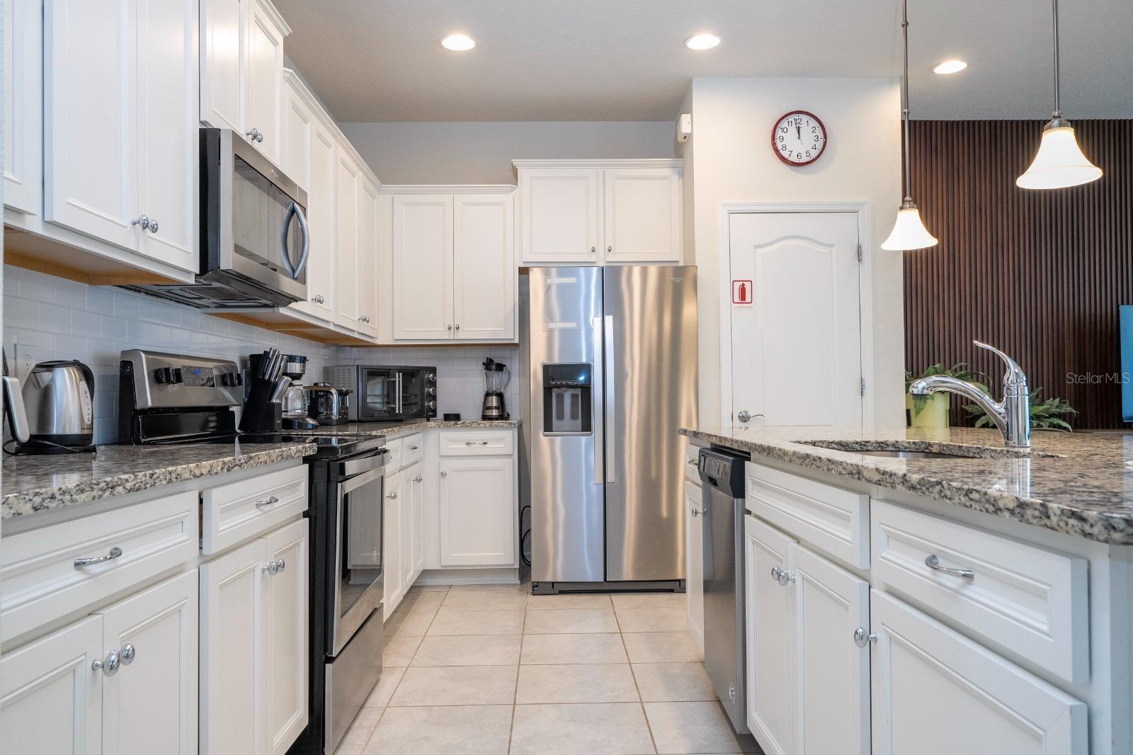 Image 18 of 27 For 8906 Sydney Avenue