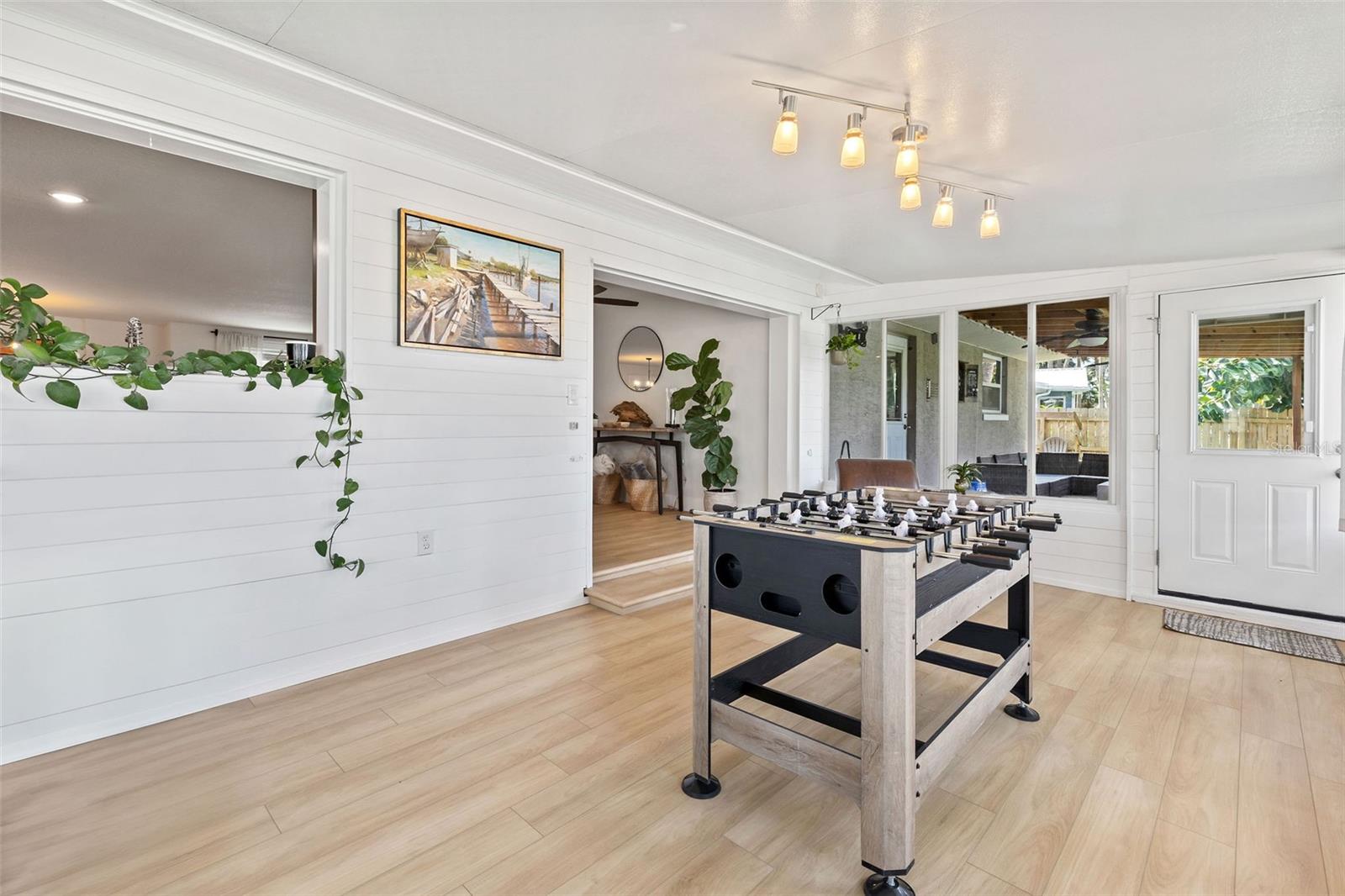 Image 18 of 60 For 418 Acacia Circle